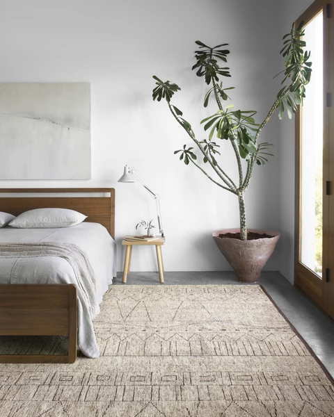 The Ultimate Elegance: Transforming Your Bedroom with Luxury Rugs