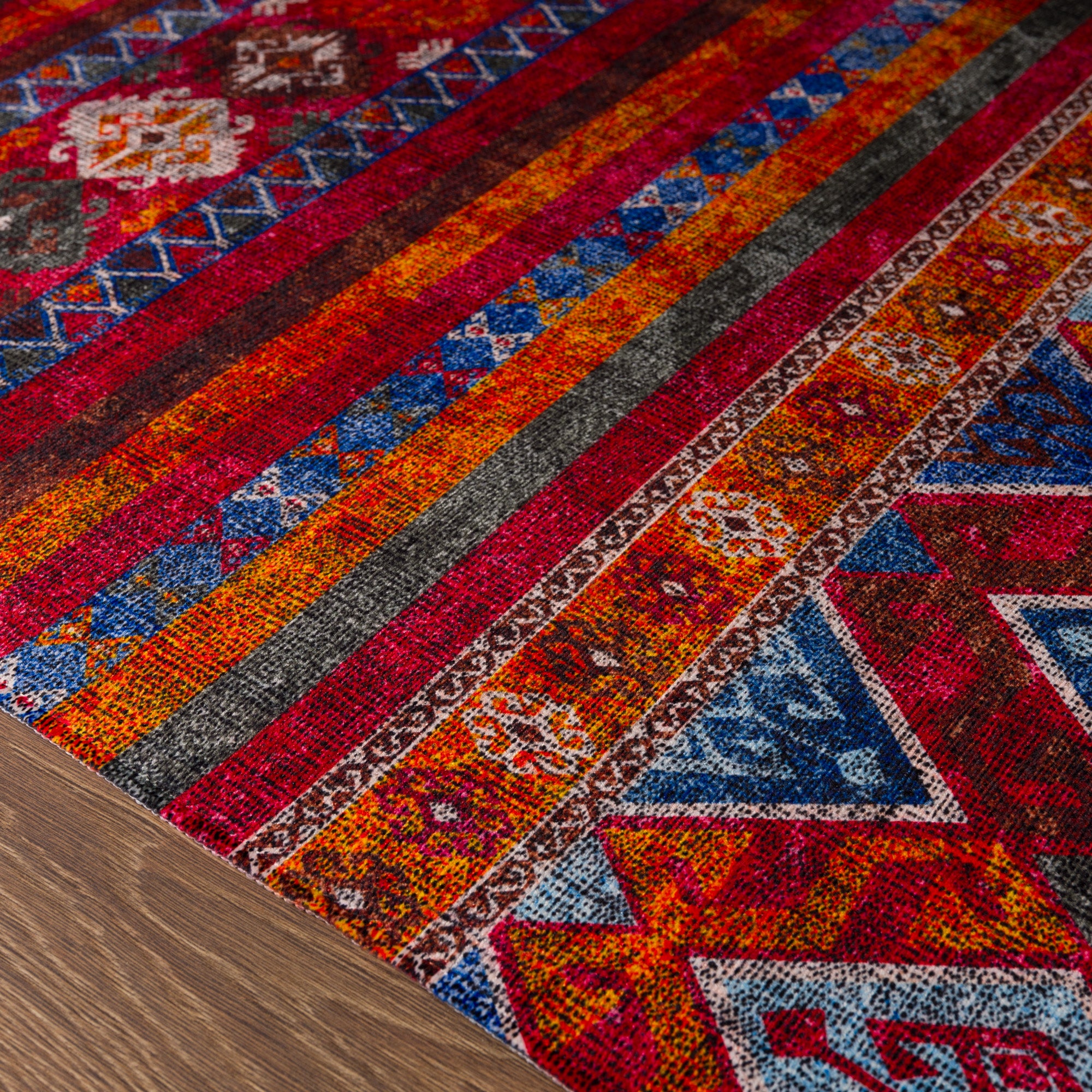 Raya Český Pruhovaný Designový Koberec