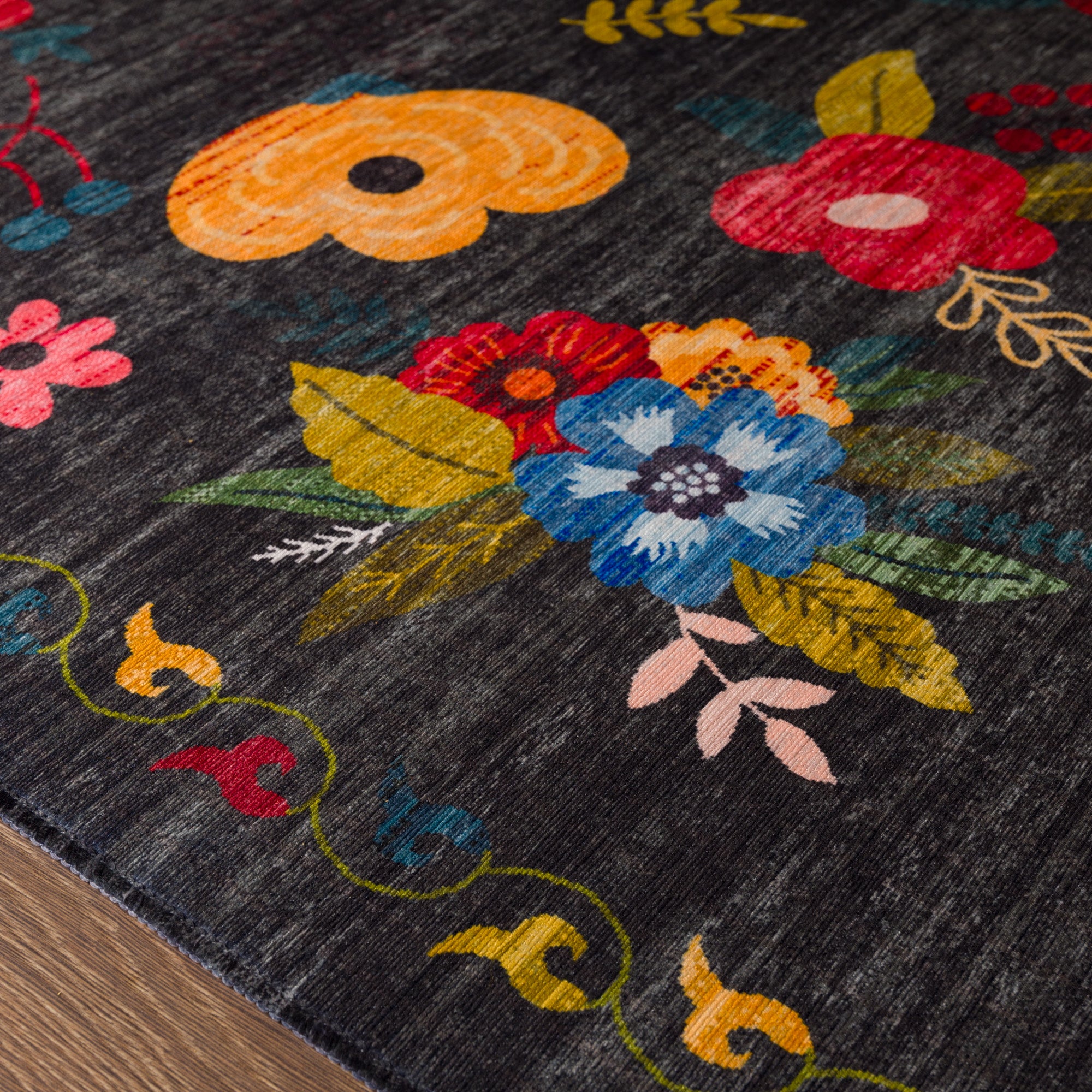 Lera Vintage Floral Pattern Rug