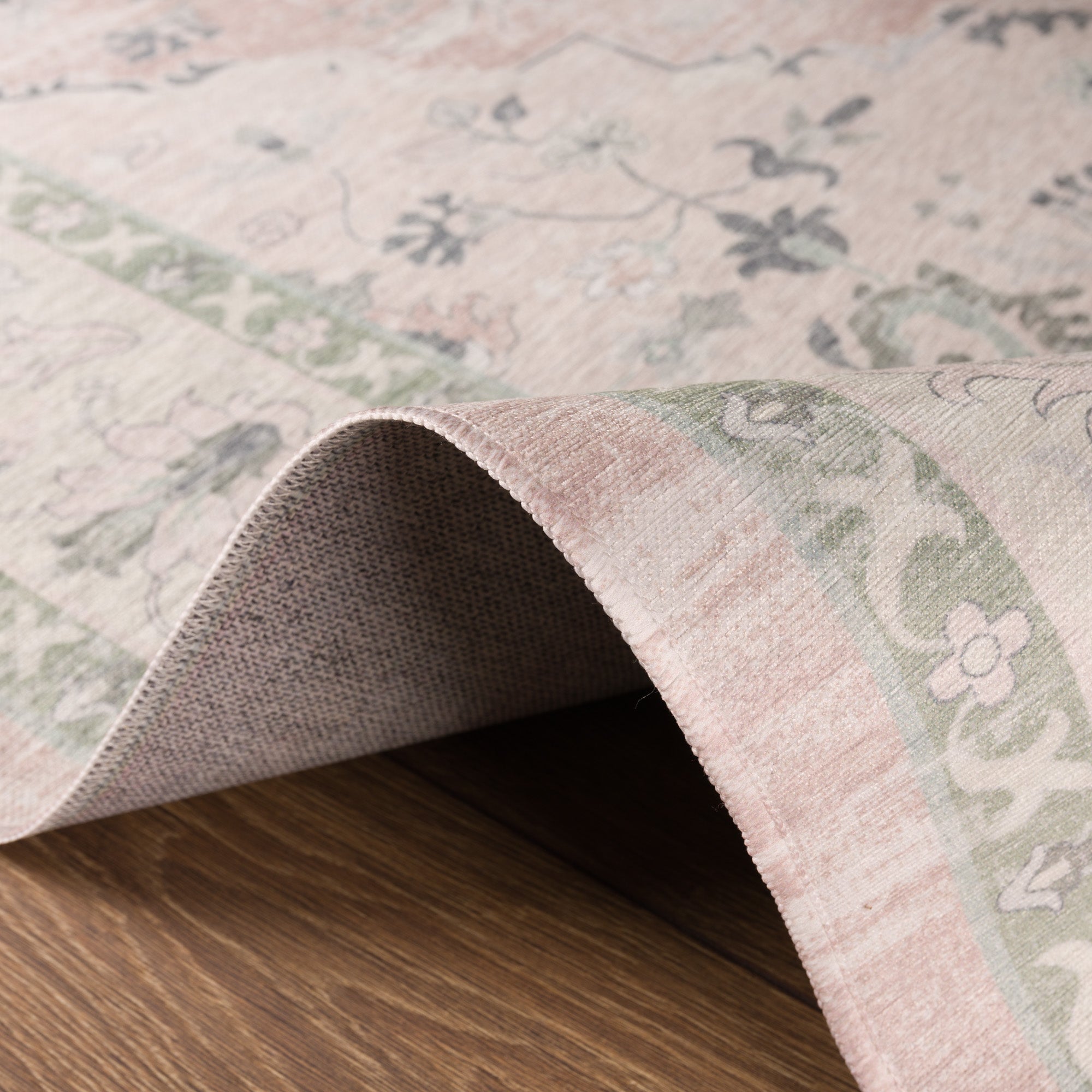 Nessa Персийски килим с медальон