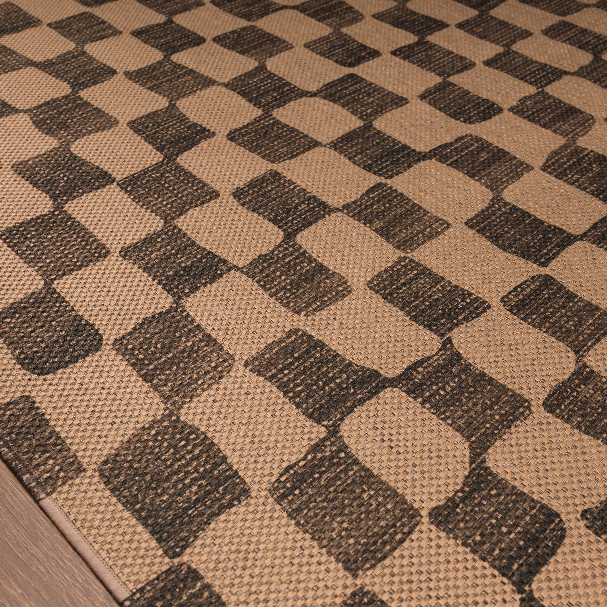 Tony Checkered Outdoor Rug – Charcoal
