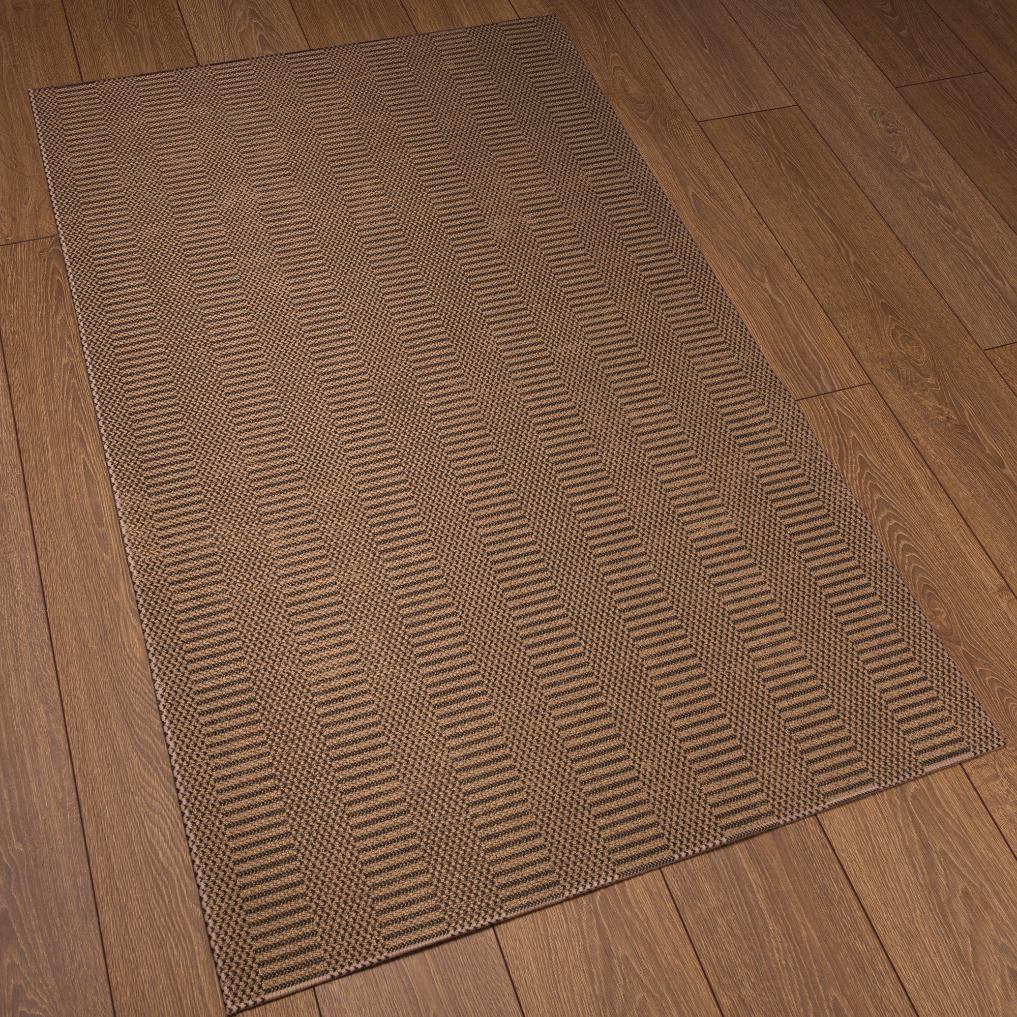 Ash Geometric Stripe Outdoor Rug – Charcoal