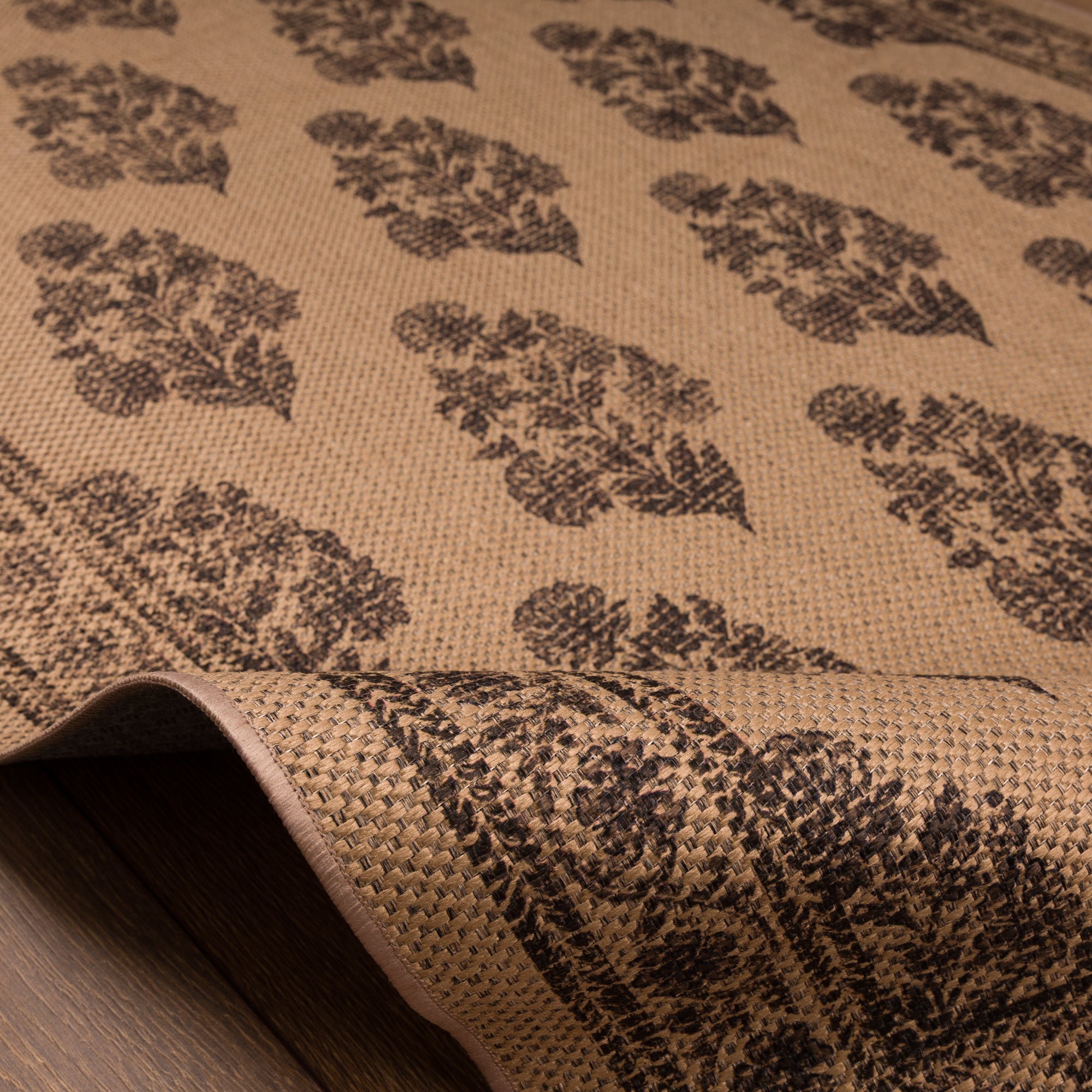 Sadie Floral Border Outdoor Rug – Brown