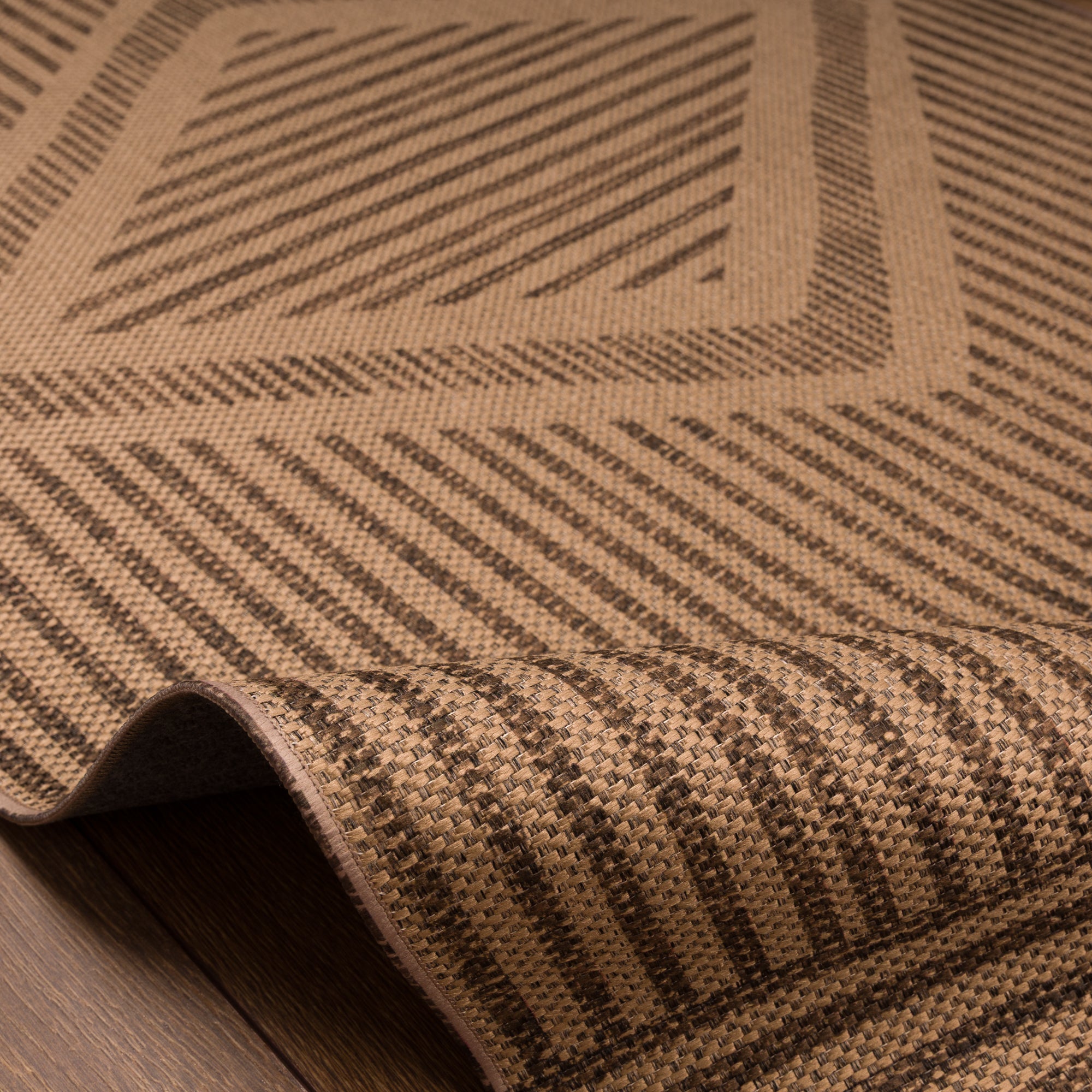 Miles Geometric Diamond Outdoor Rug – Brown