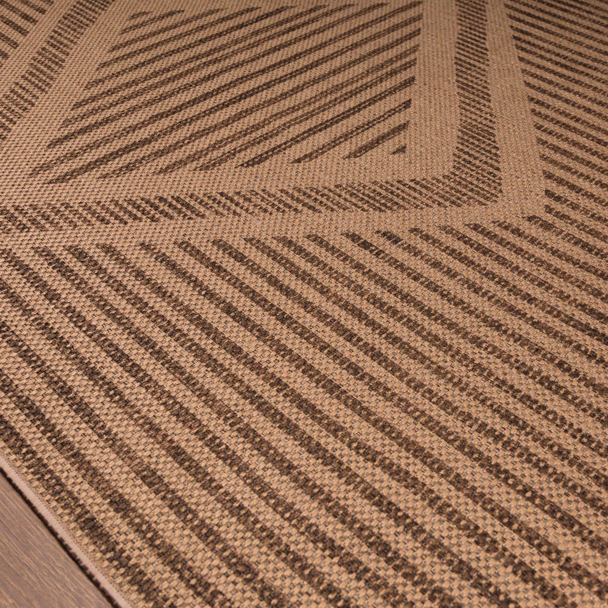 Miles Geometric Diamond Outdoor Rug – Brown