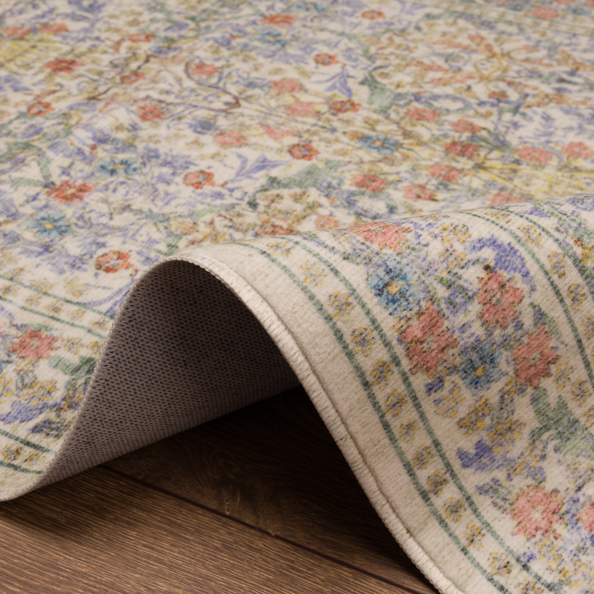 Sabine Вдъхновен от реколтата килим