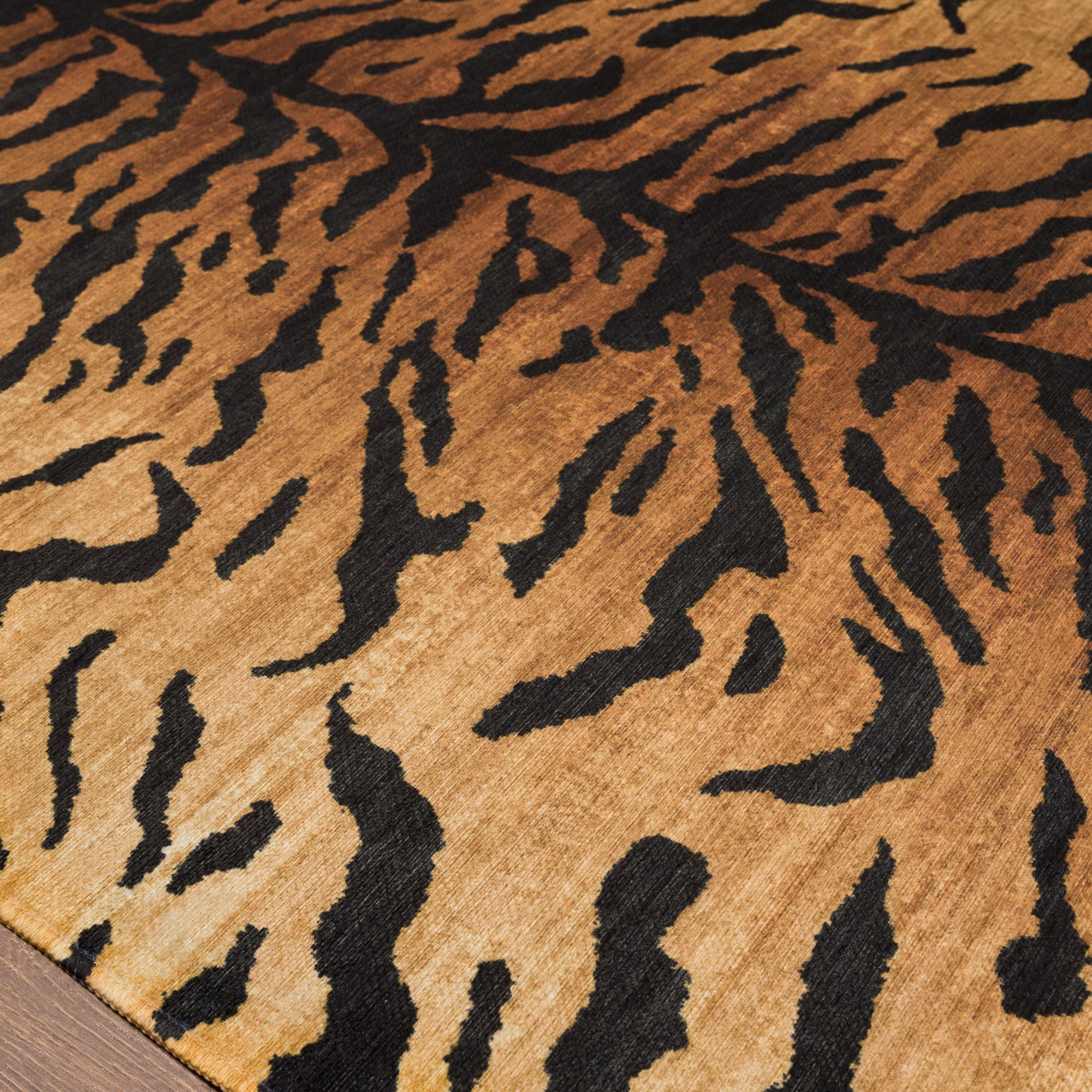 Ines Modern Tiger Print Rug