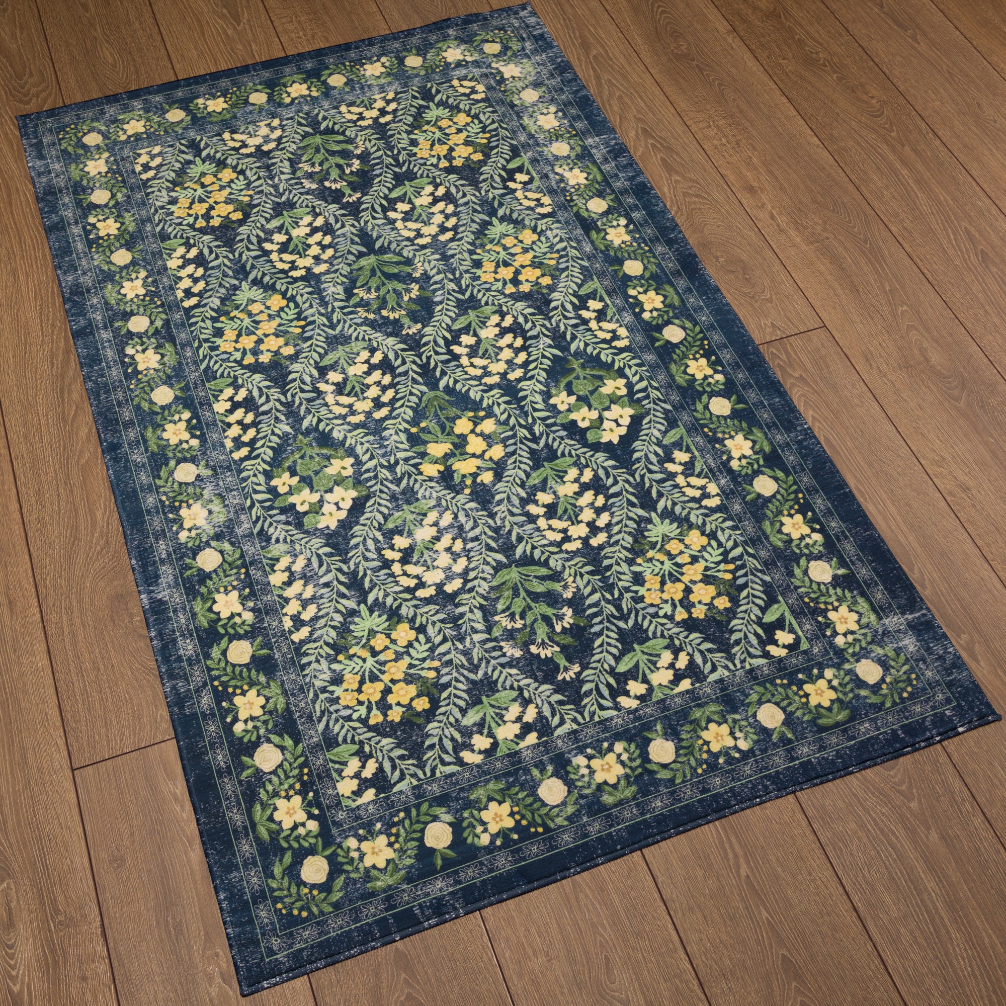 Nolia Vintage Matta Med Blommönster