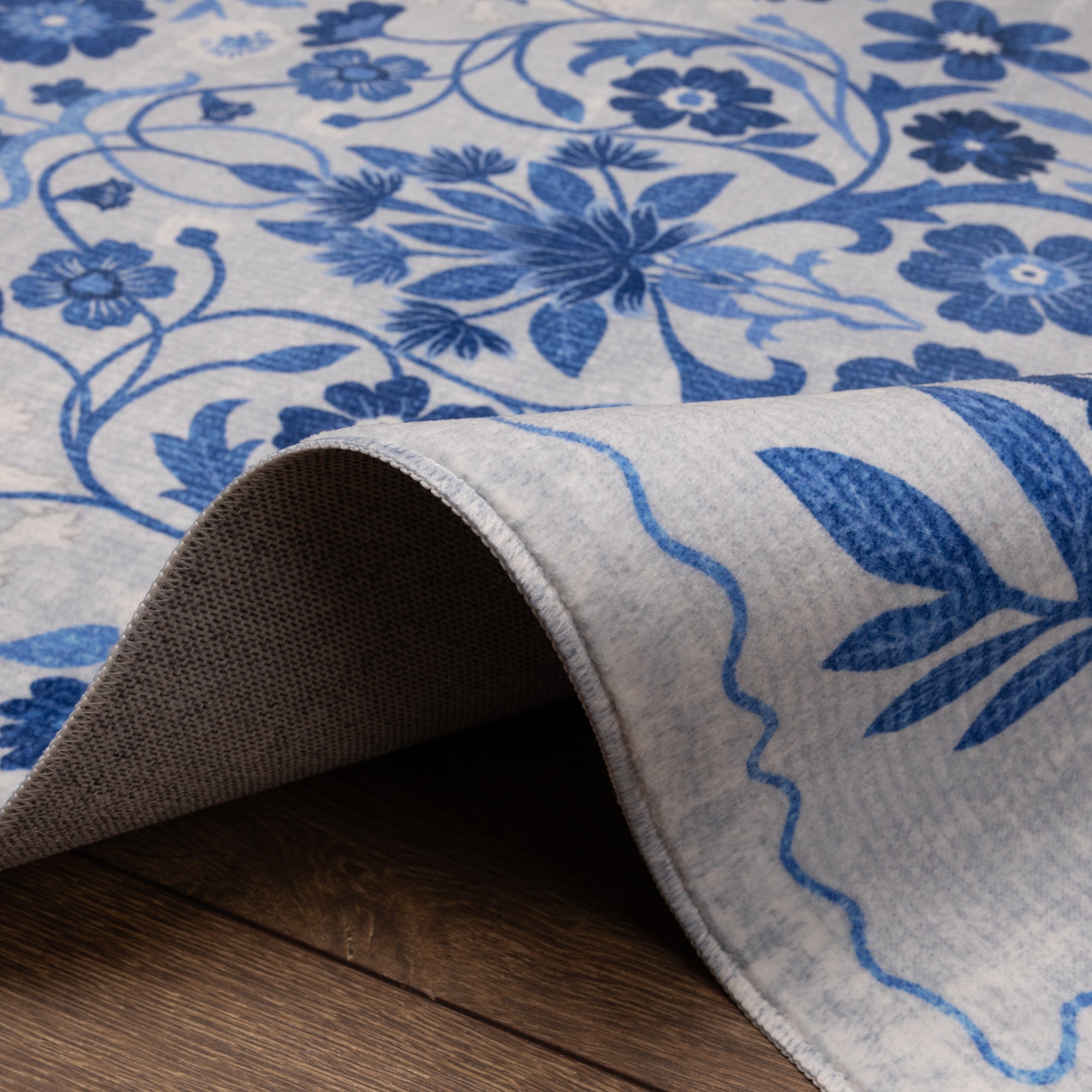 Camille Ботанически цветен килим