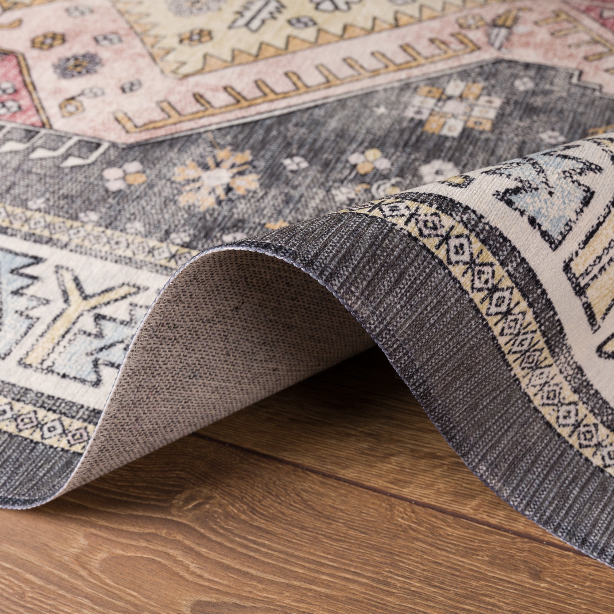 Isla Ornamental Medallion Rug