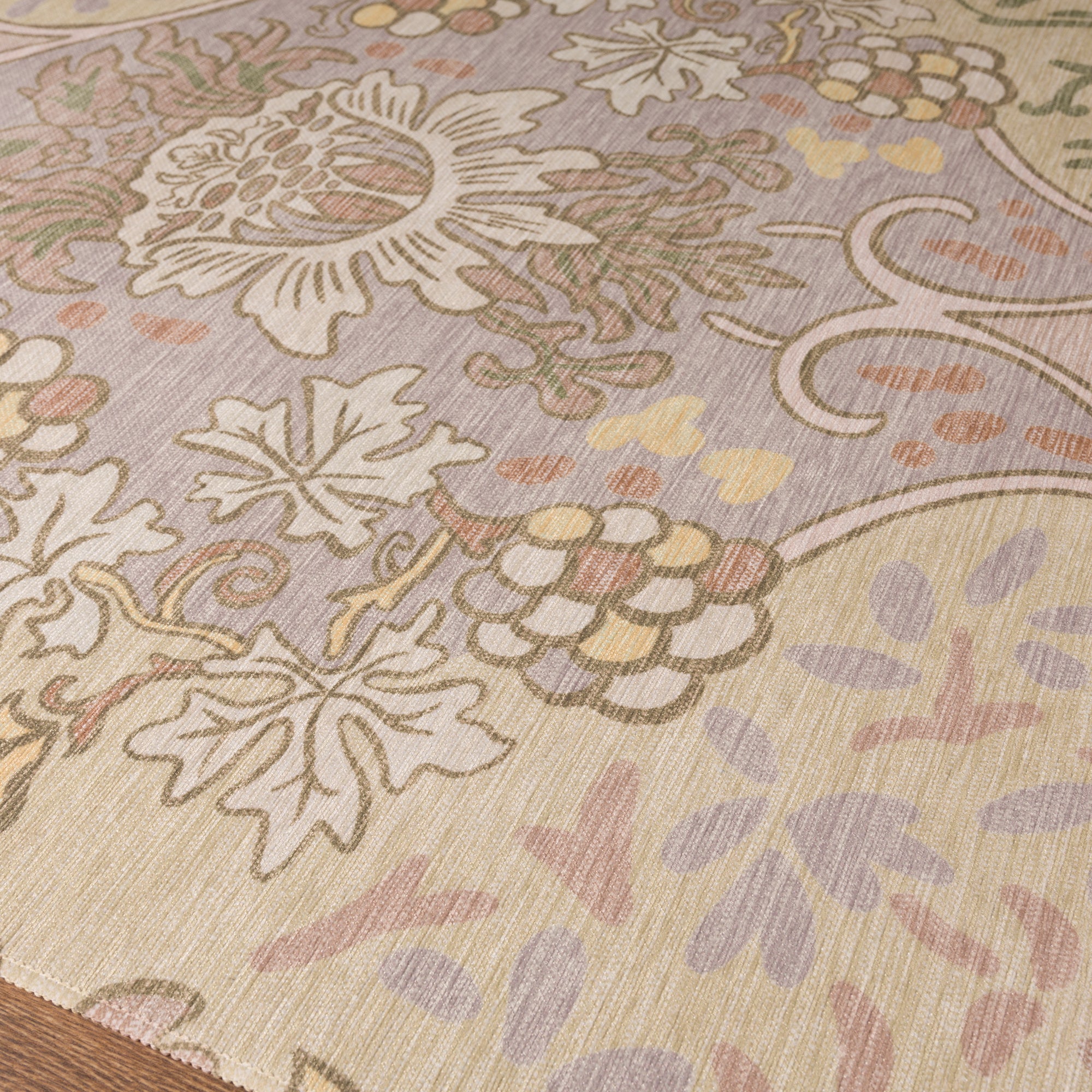 Ivy Floral Ornamental Design Rug