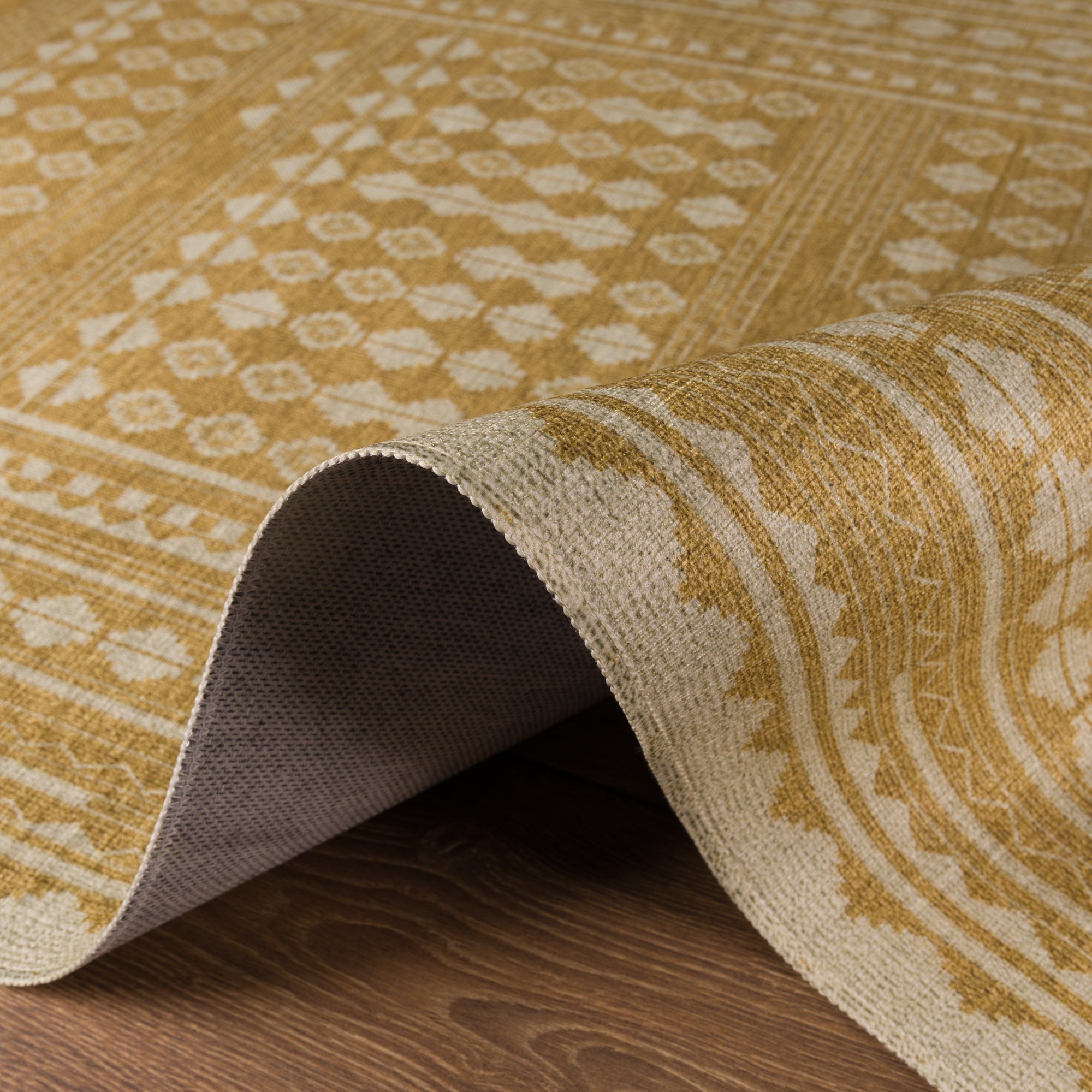 Gaia Vintage Pattern Rug