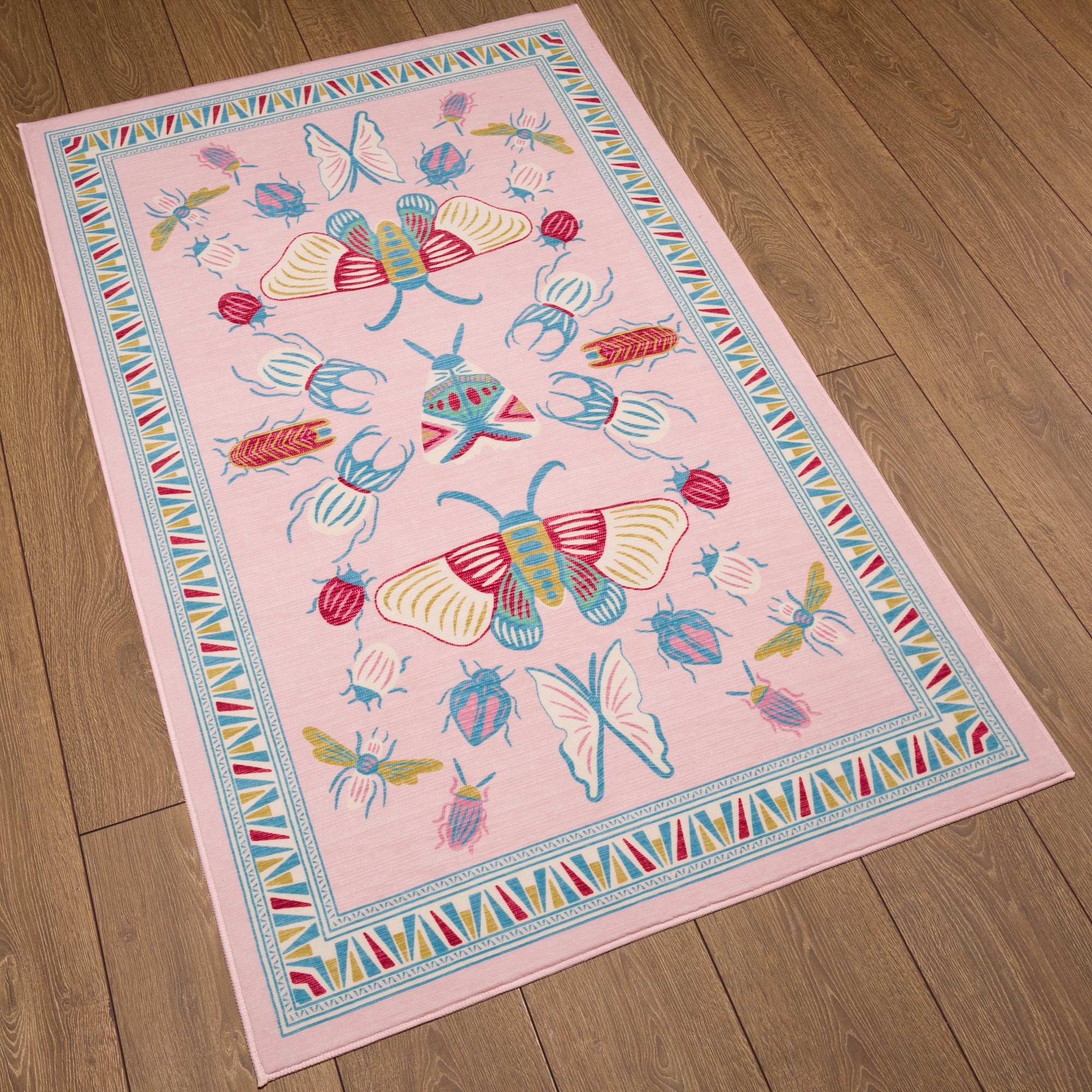 Thalia Eklektiškas Vabzdžių Motyvo Kilimas