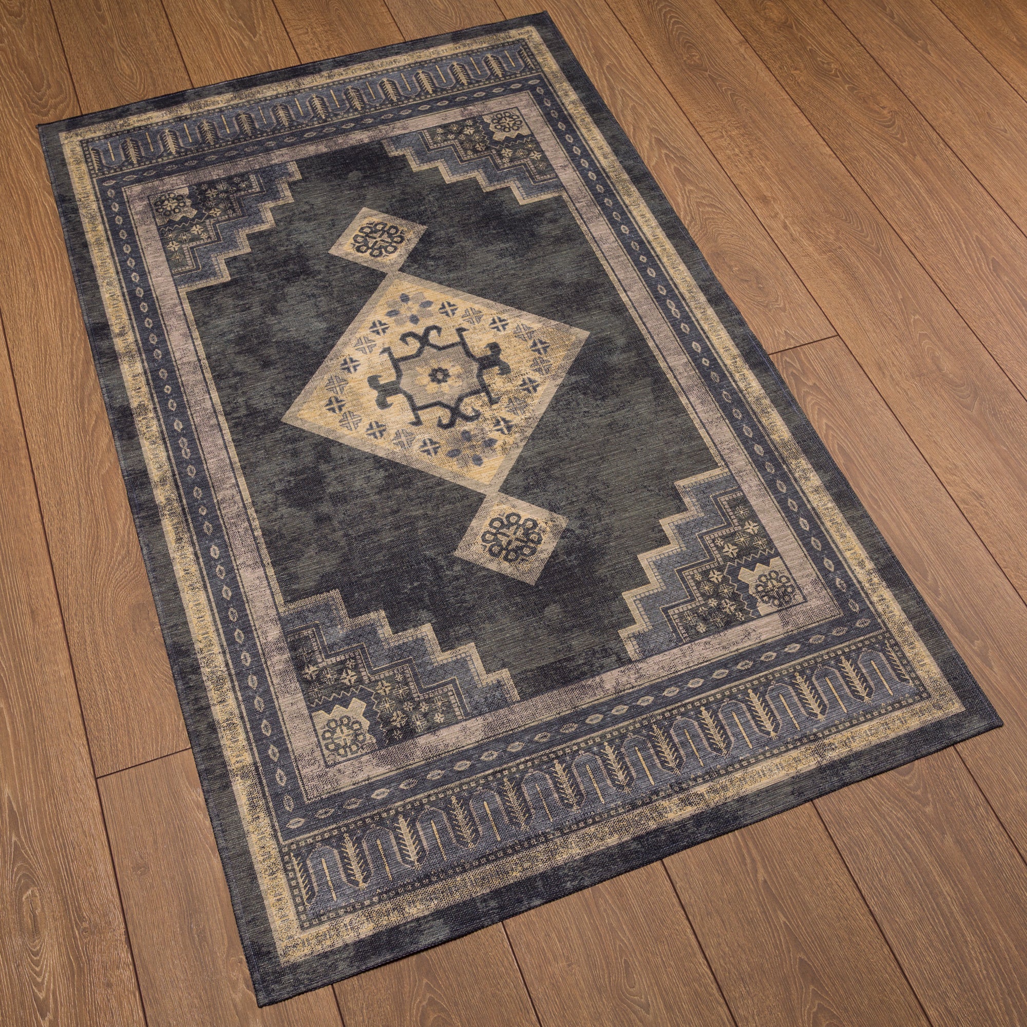 Selene Geometric Diamond Rug