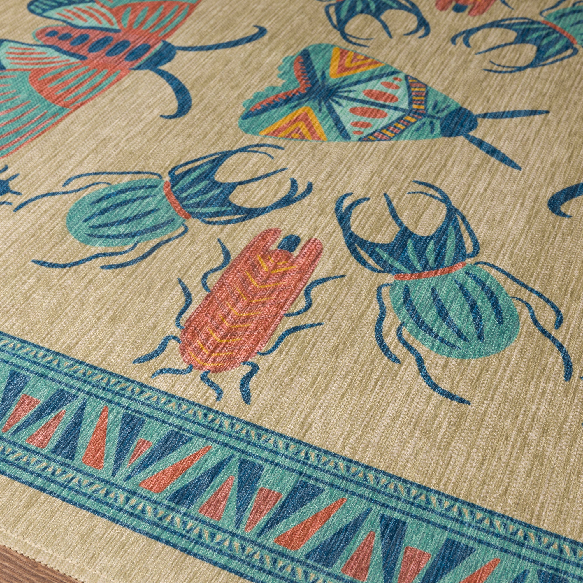 Thalia Eklektiškas Vabzdžių Motyvo Kilimas