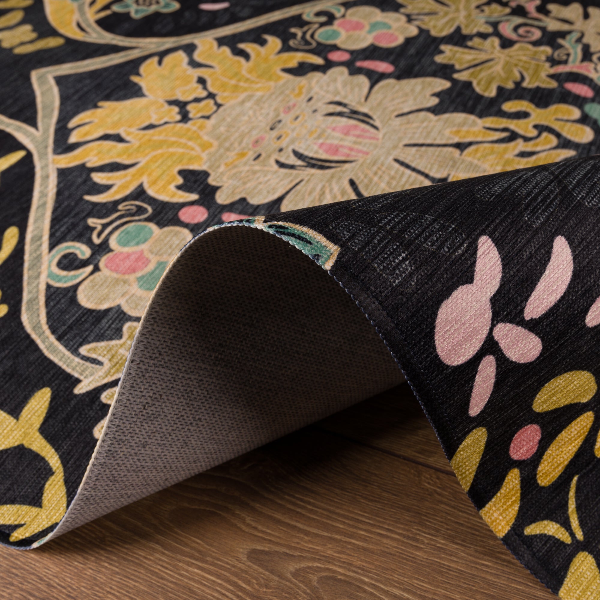 Ivy Floral Ornamental Design Rug