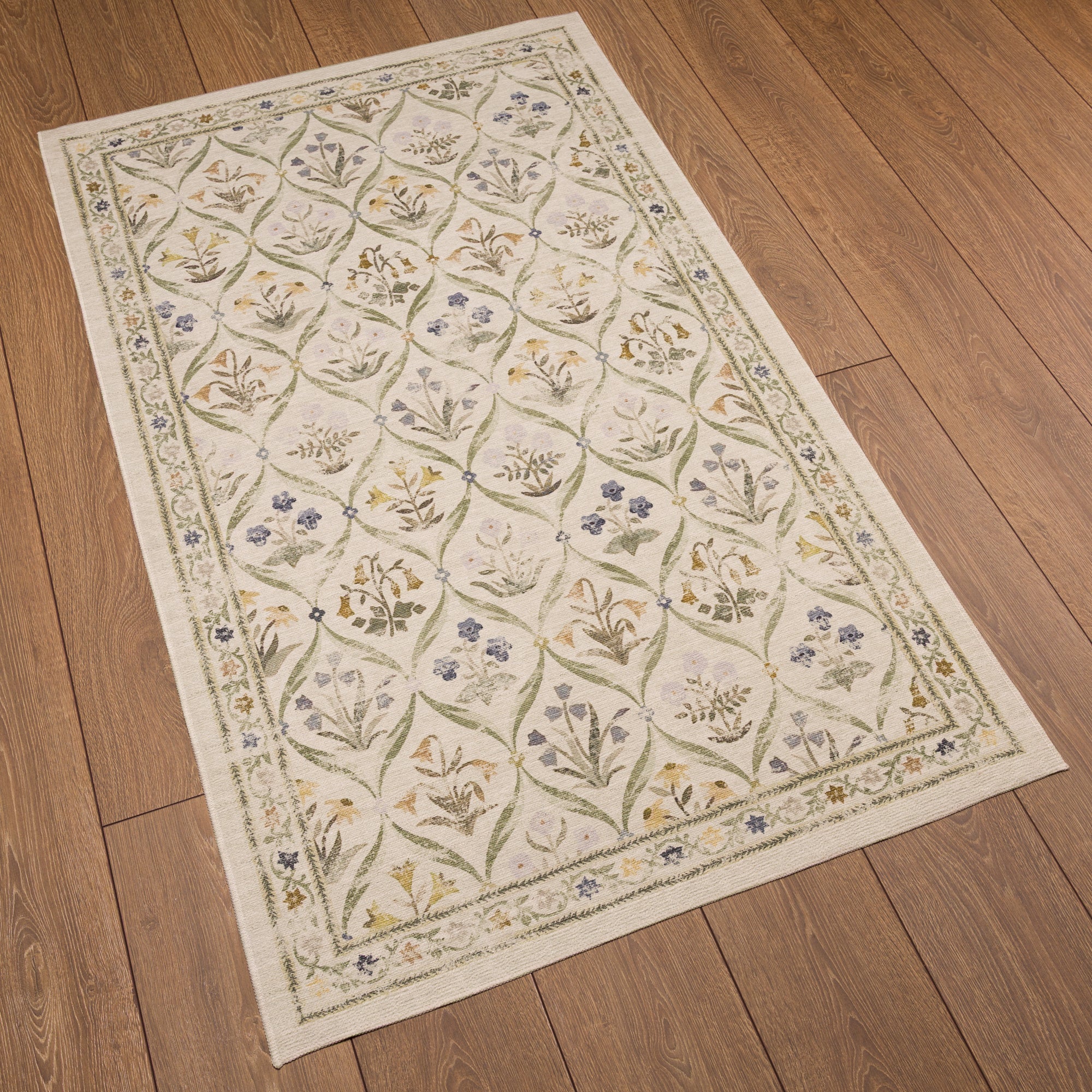 Claire Vintage Floral Rug