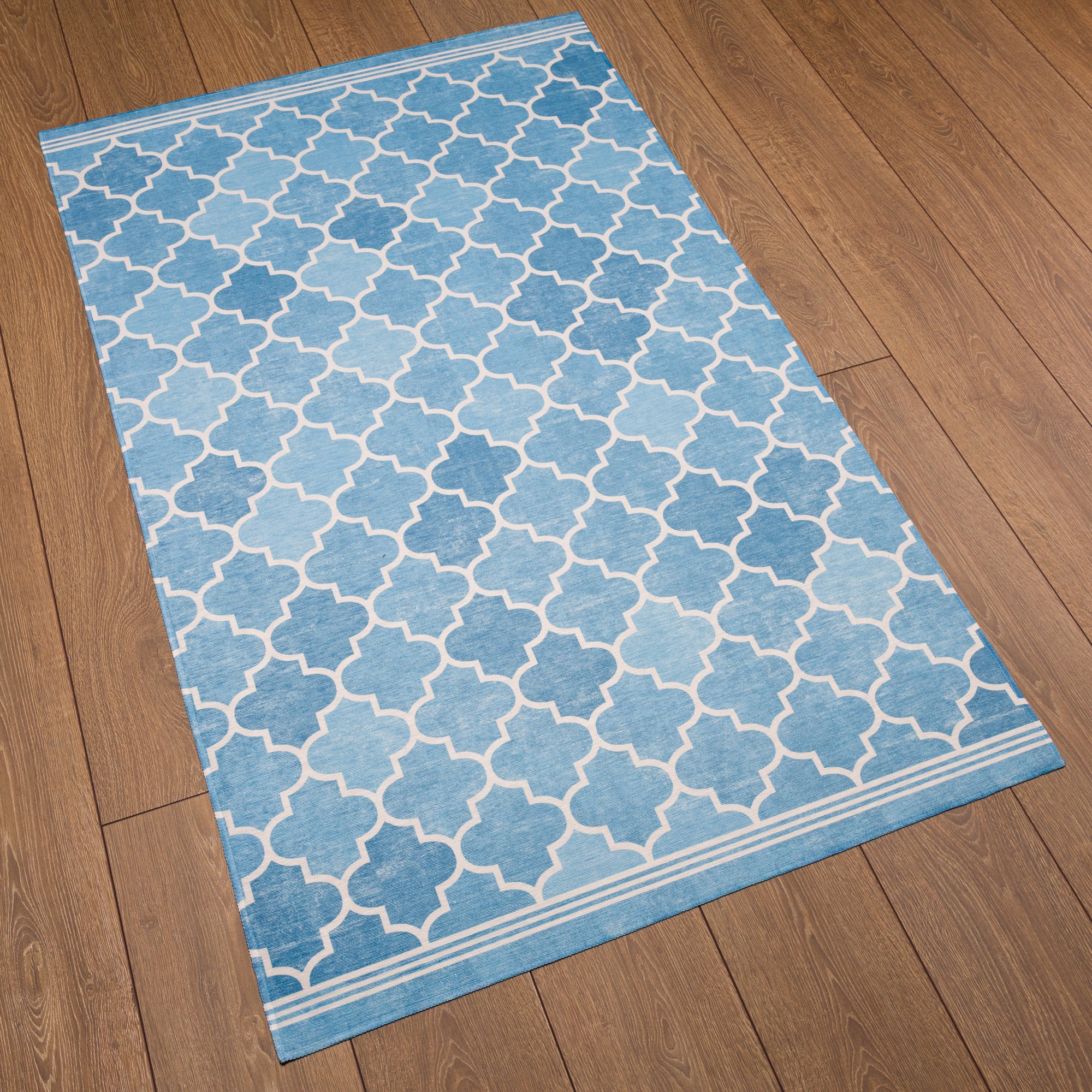 Lily Geometric Trellis Pattern Rug
