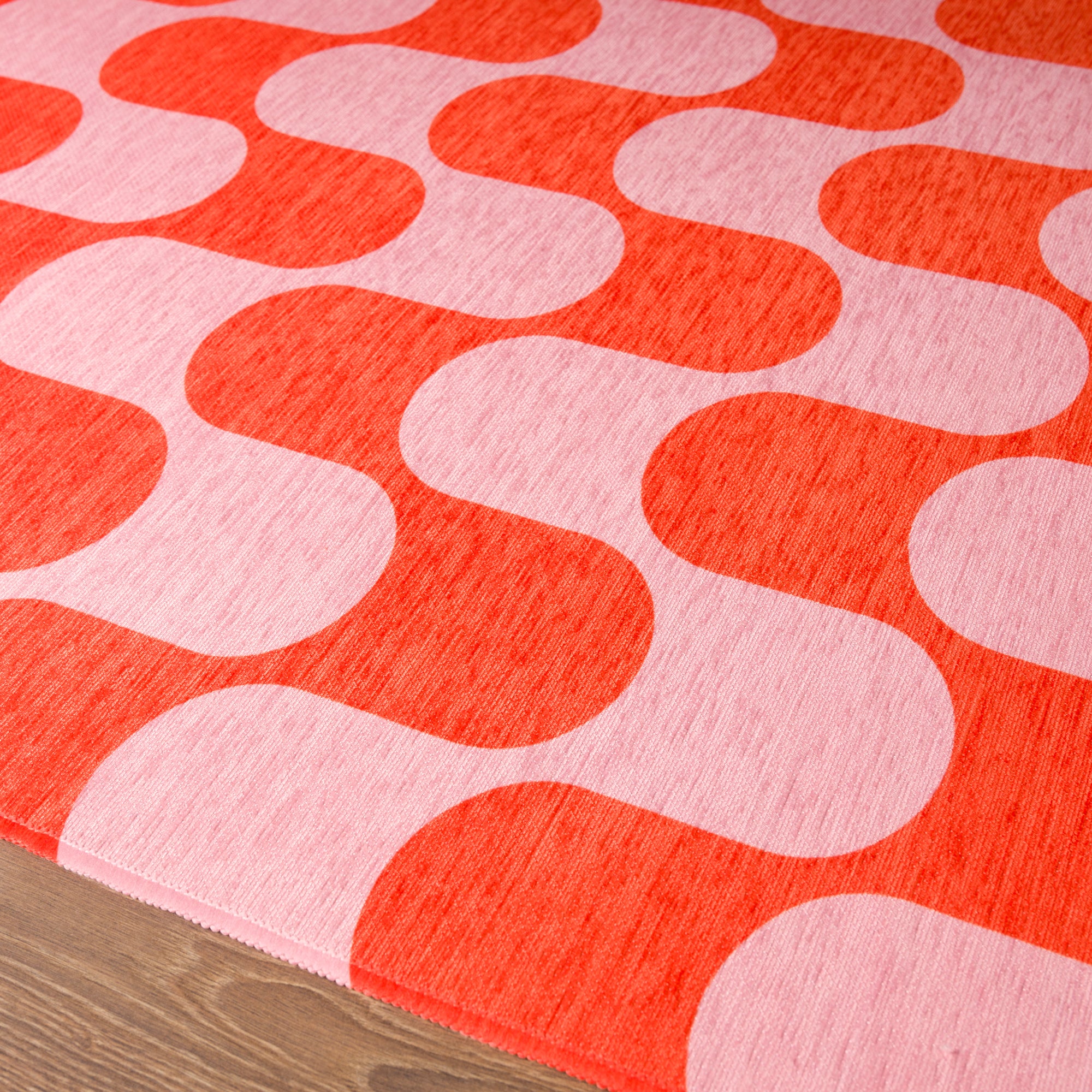 Pixie Wavy Geometric Rug
