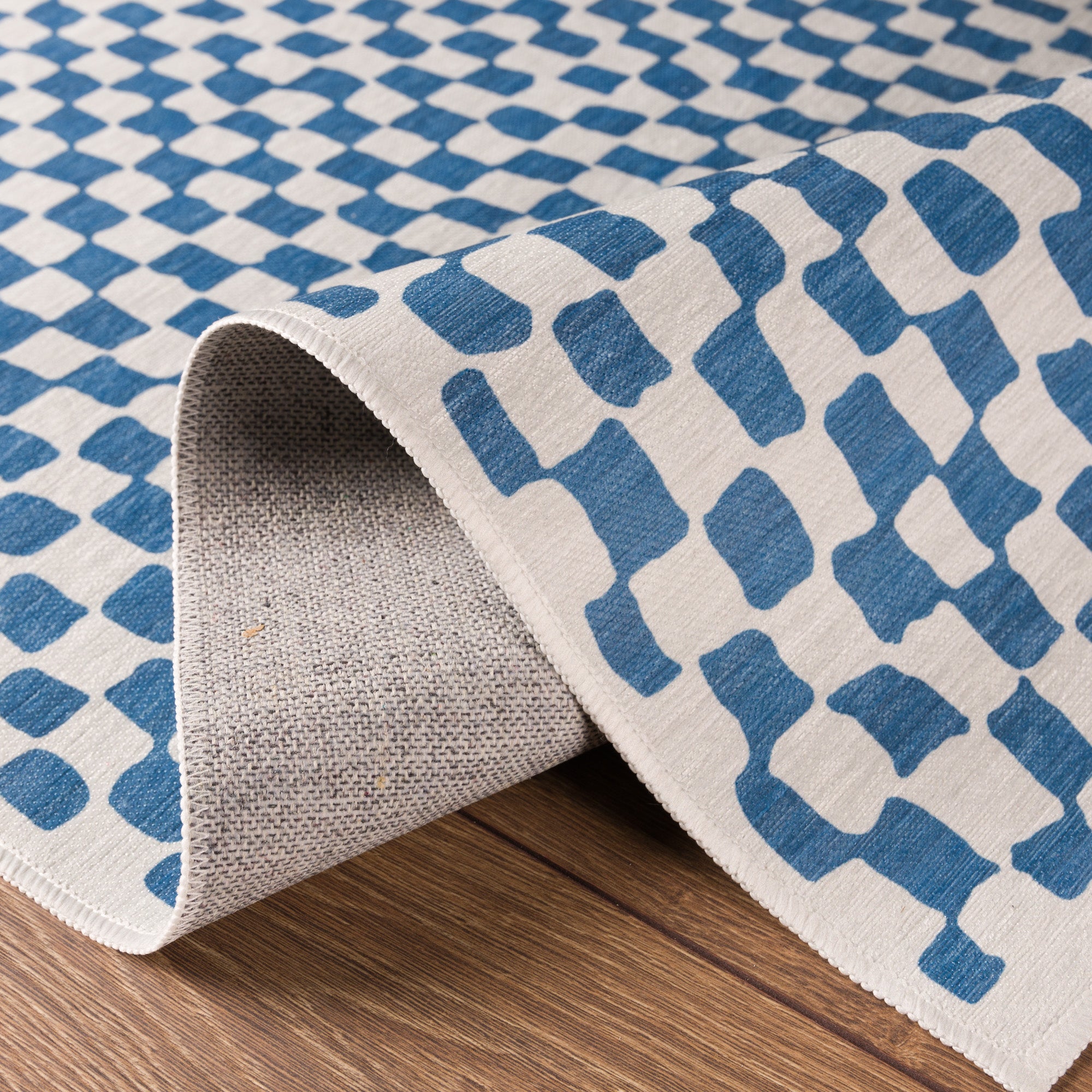 Theo Modern Checkered Pattern Rug