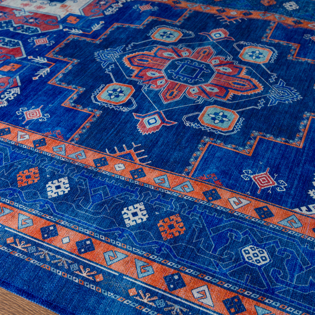 Milo Traditional Medallion Rug