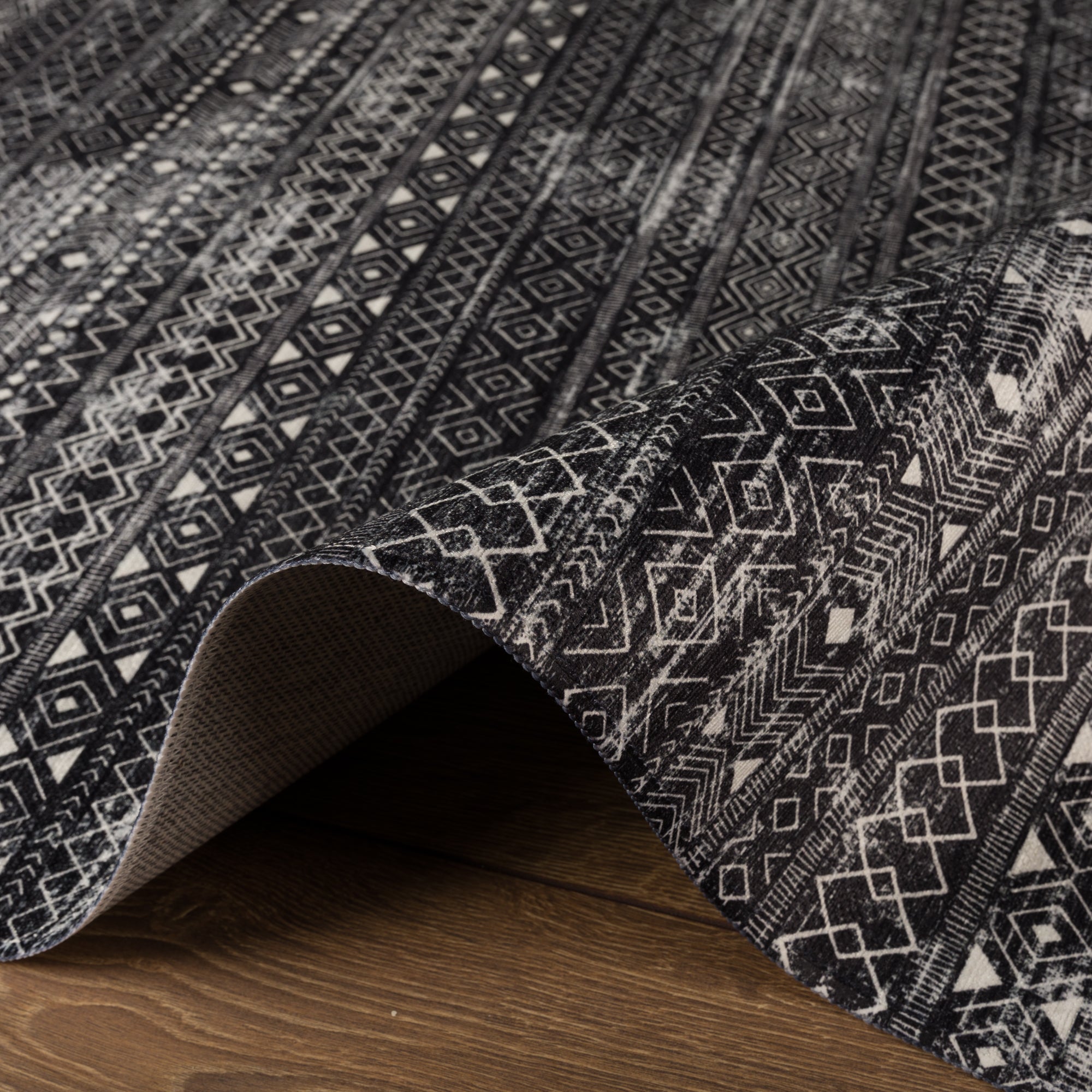 Zinea Contemporary Tribal Rug
