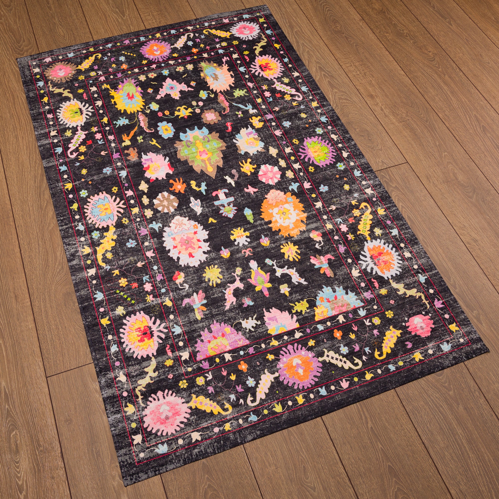 Vivienne Флорален орнаментален килим