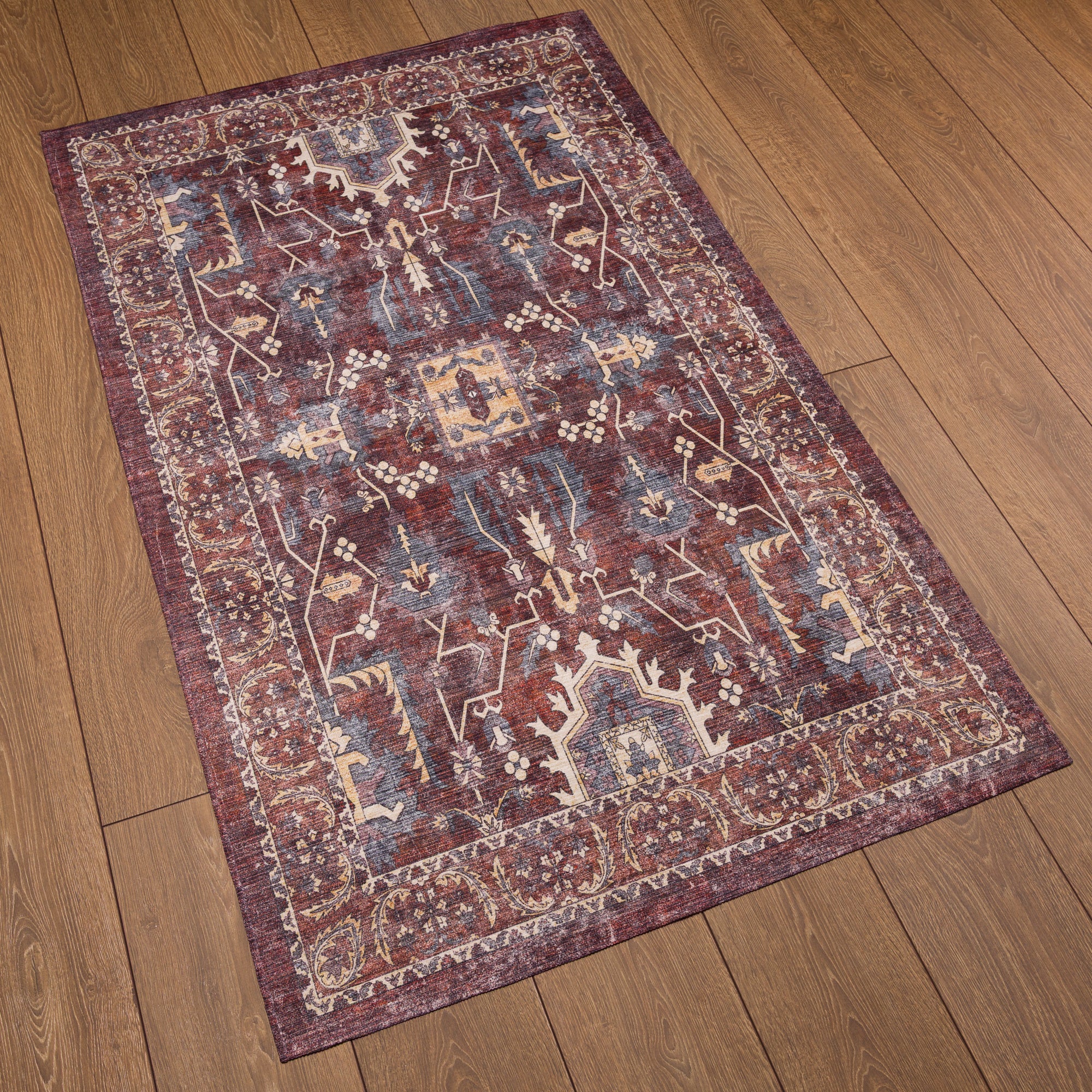 Zoe Distressed Ornamental Rug