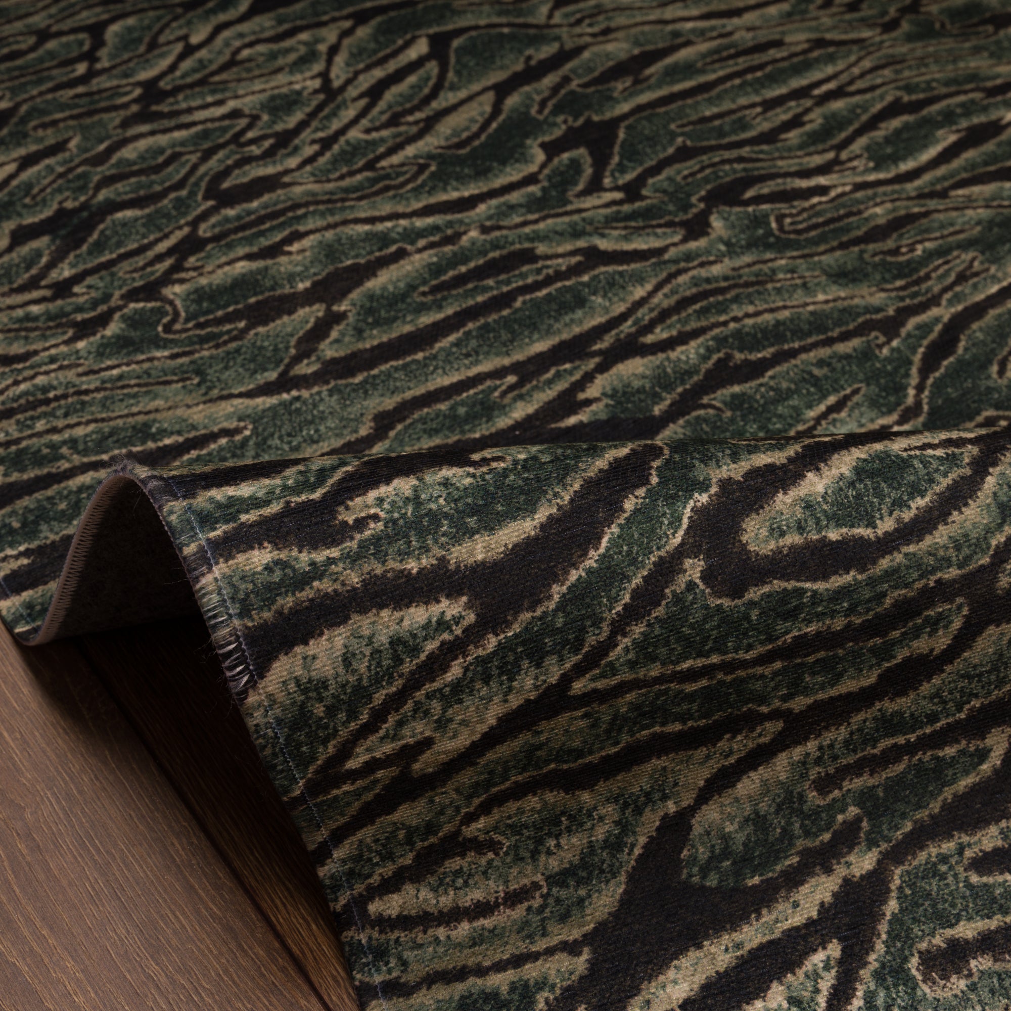 Phoenix Distressed Stripe Rug