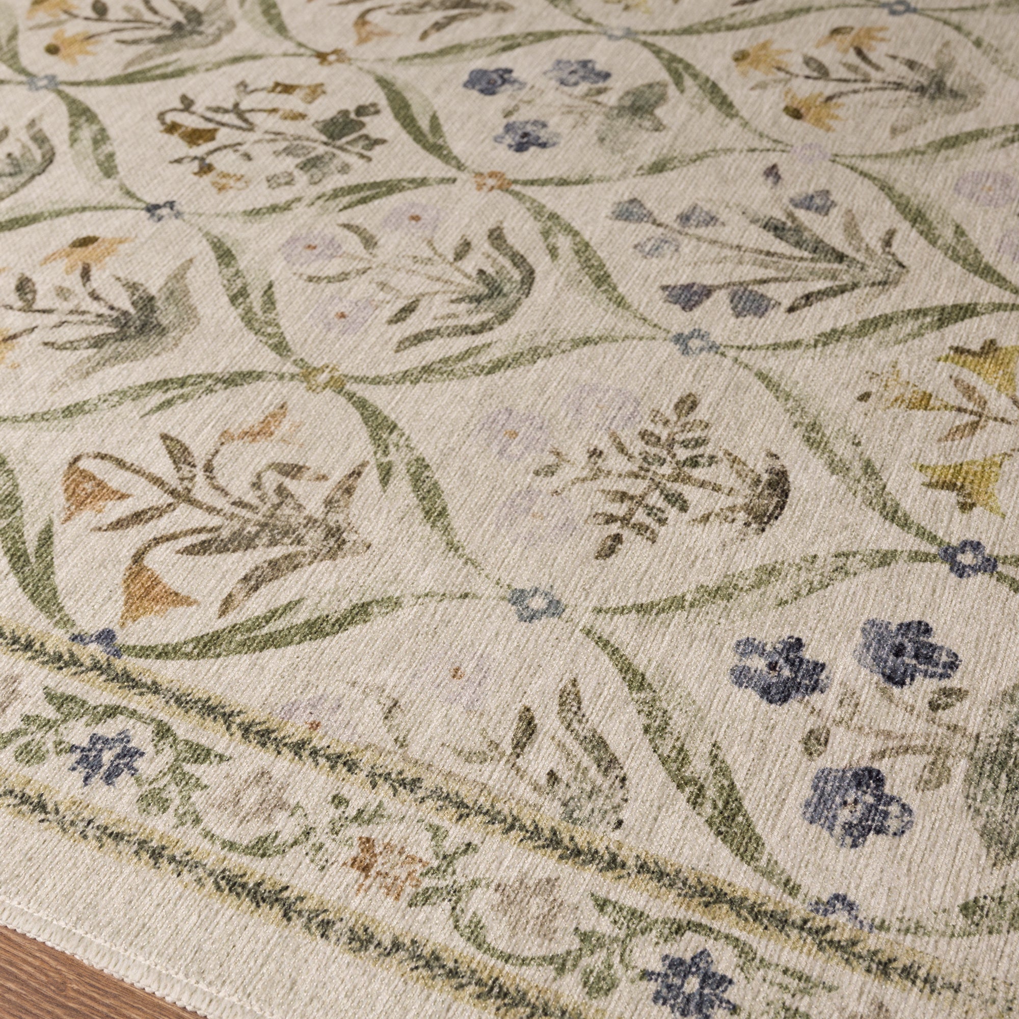 Claire Vintage Floral Rug