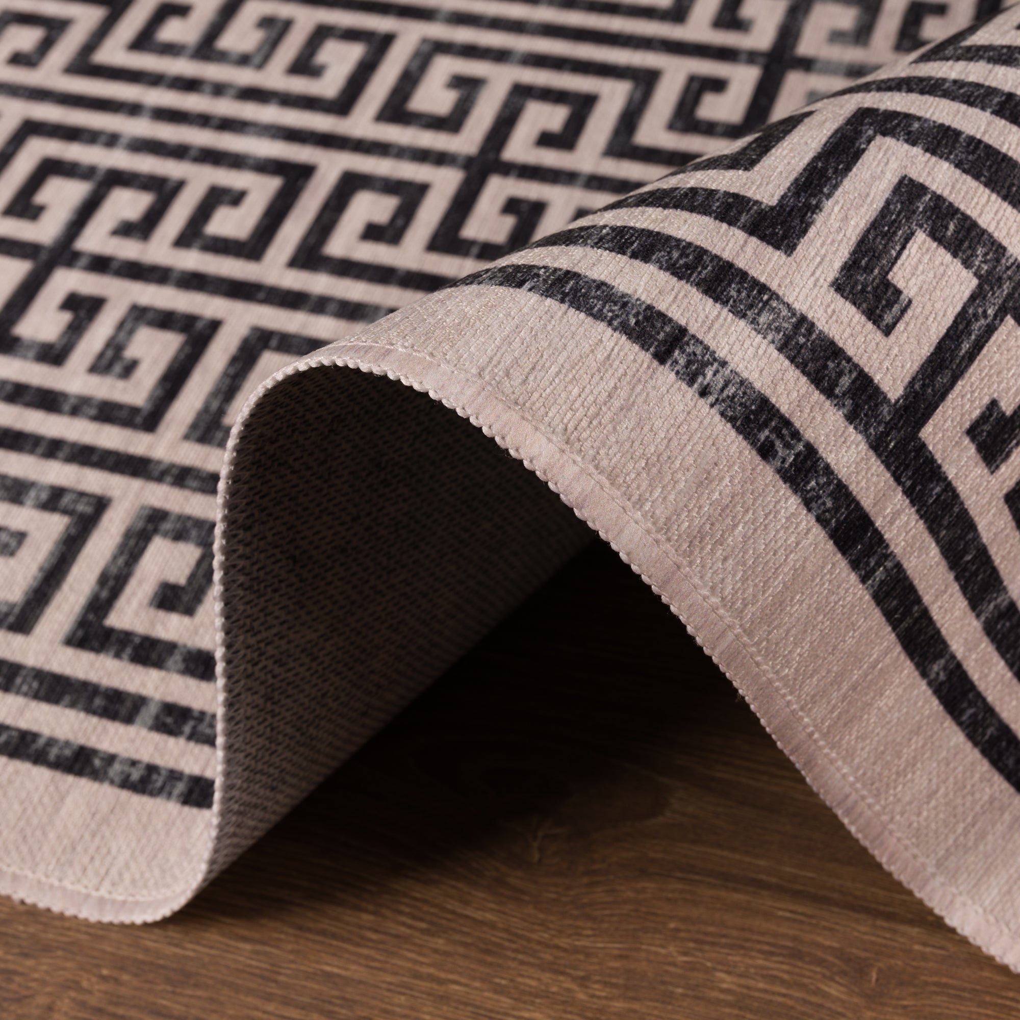 Enzo Modern Greek Key Rug