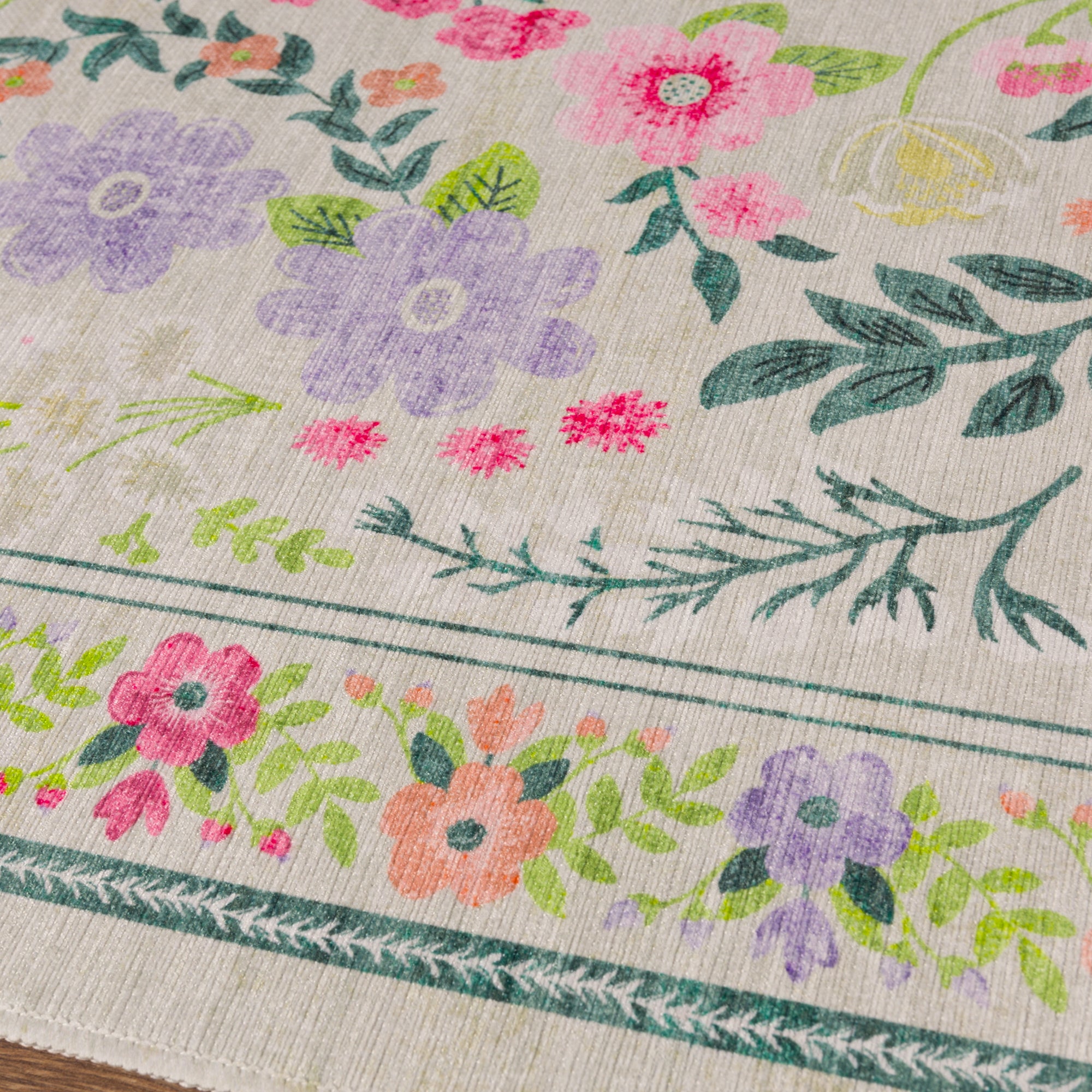 Cecilia Флорални реколта килим