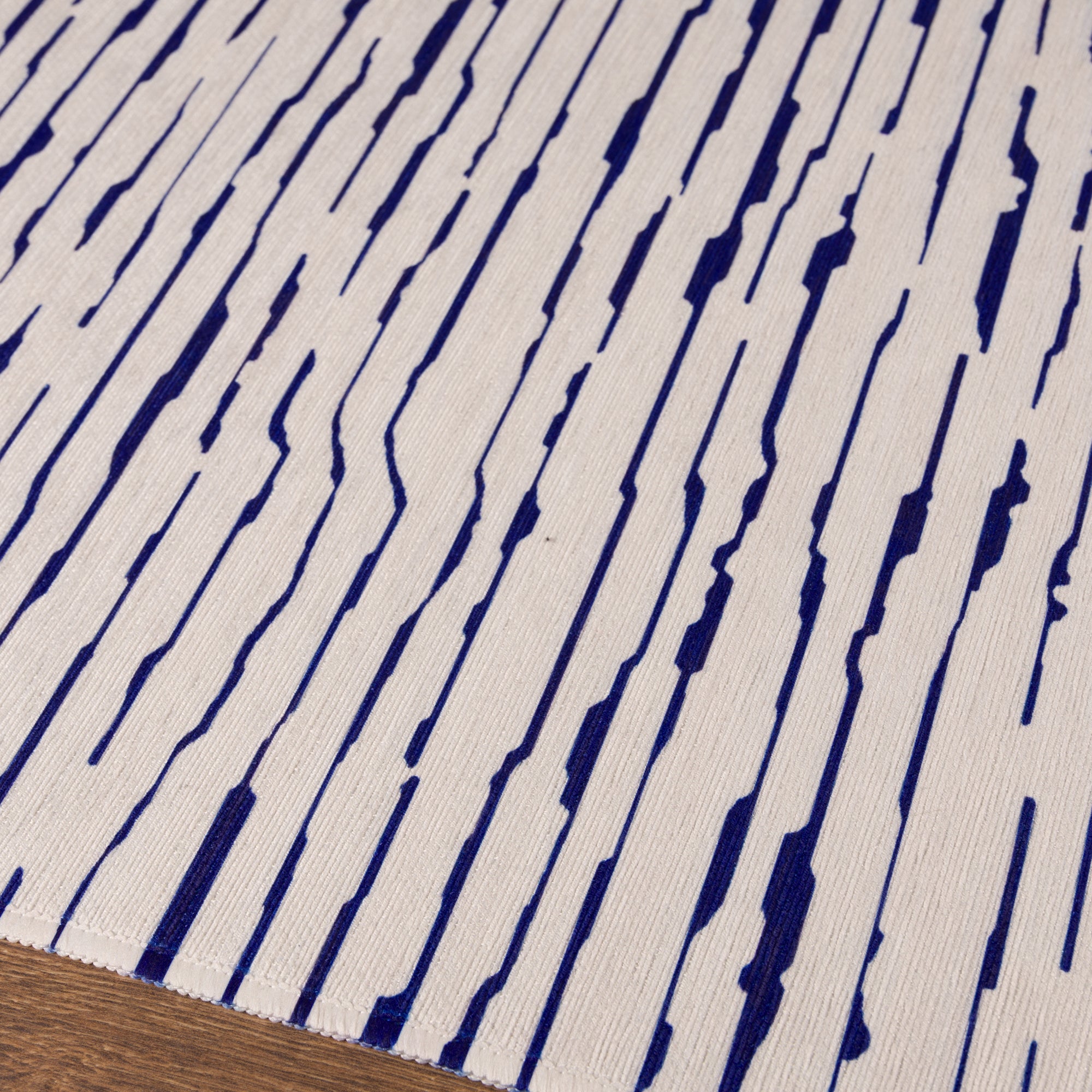 Zain Horizontal Abstract Rug