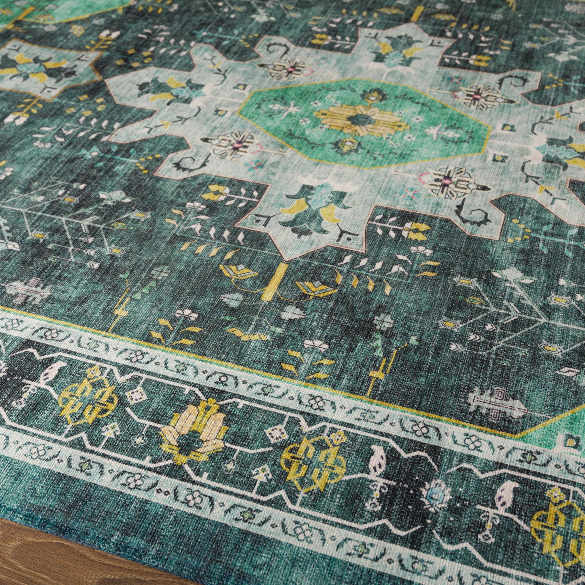 Nova Ornamental Floral Rug
