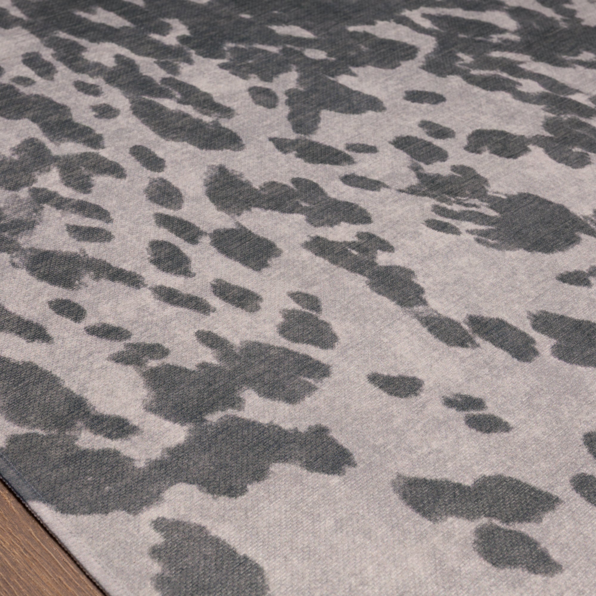 Kaia Abstrakter Tiermusterteppich