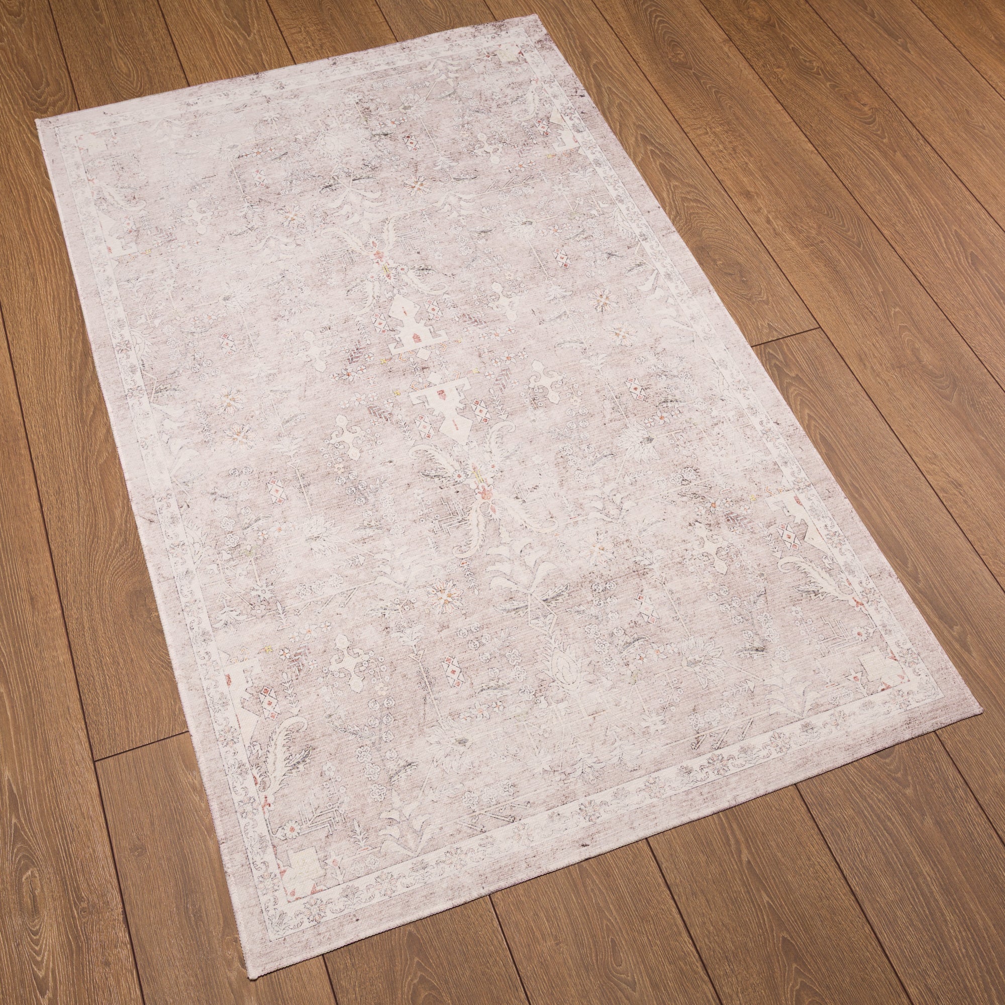 Zayna Ornamental Floral Rug