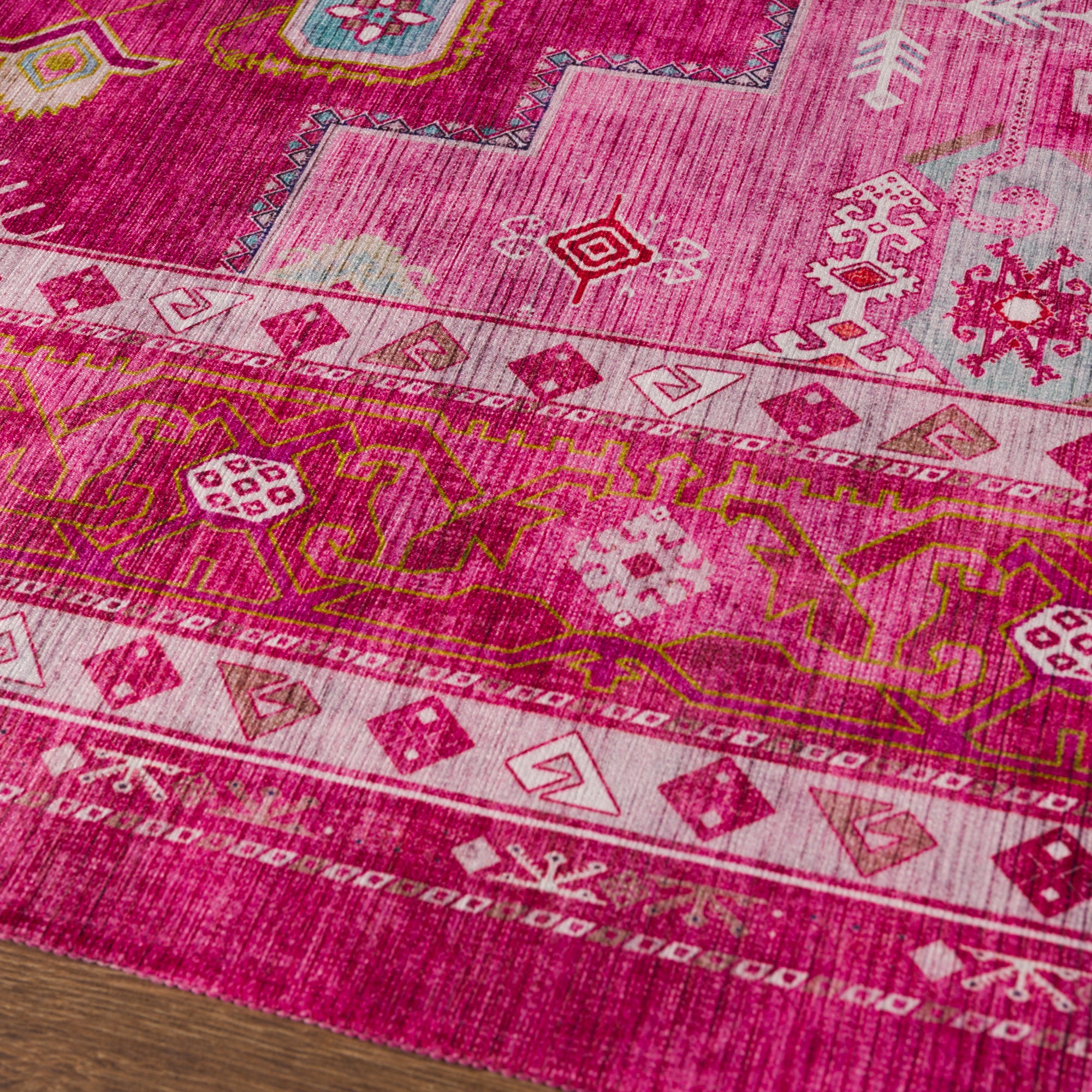 Milo Traditional Medallion Rug
