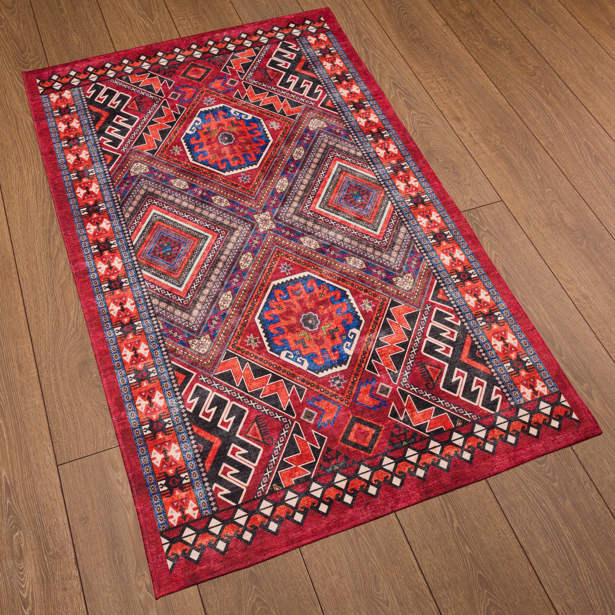 Caria Ornamentaler Medaillon-Teppich mit Stammesmotiven