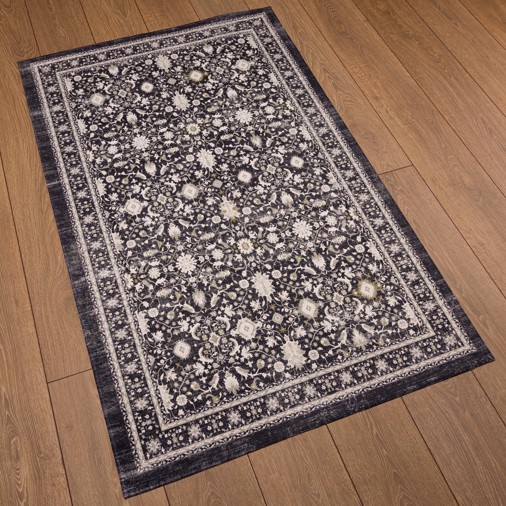 Beatrice Реколта орнаментални килим