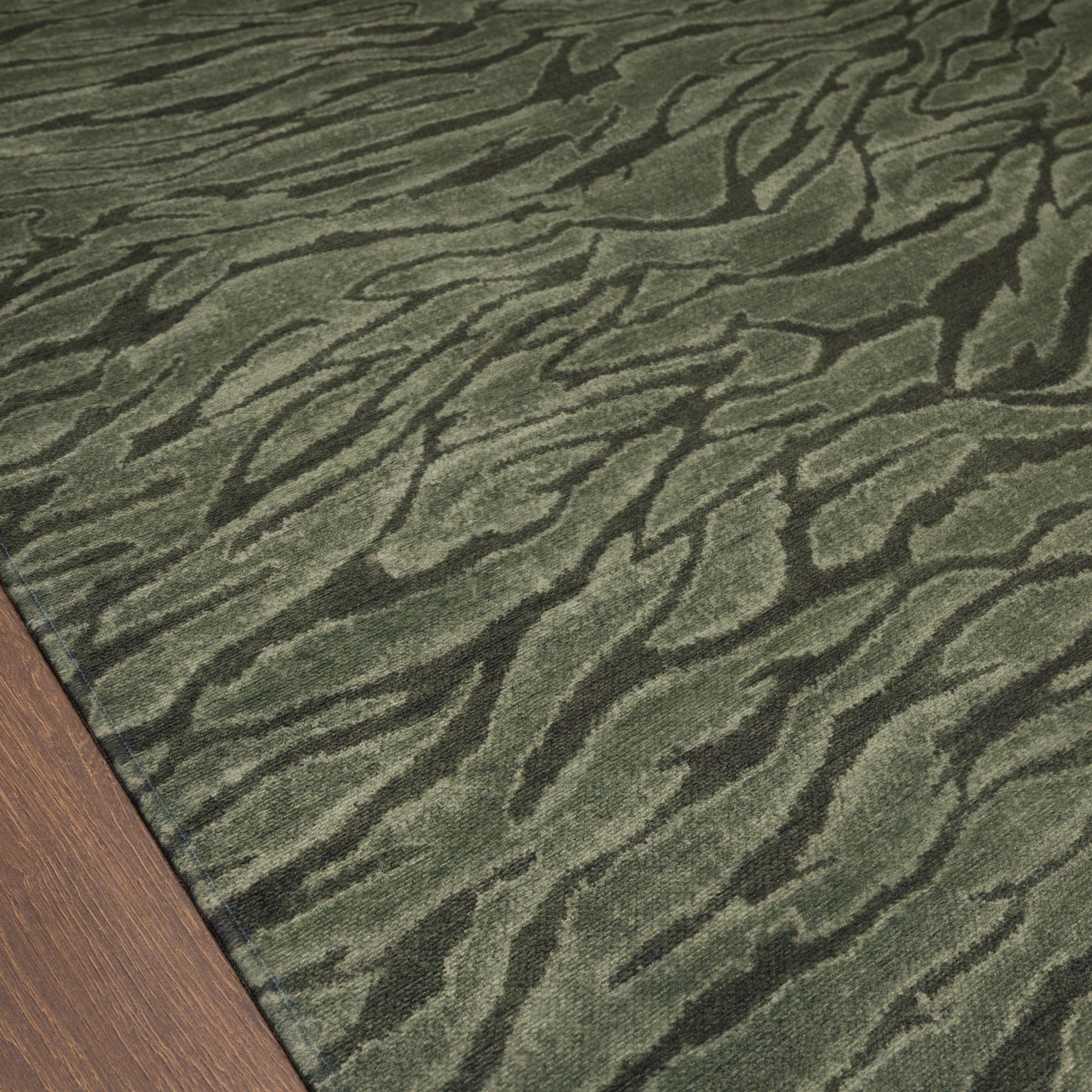 Phoenix Distressed Stripe Rug