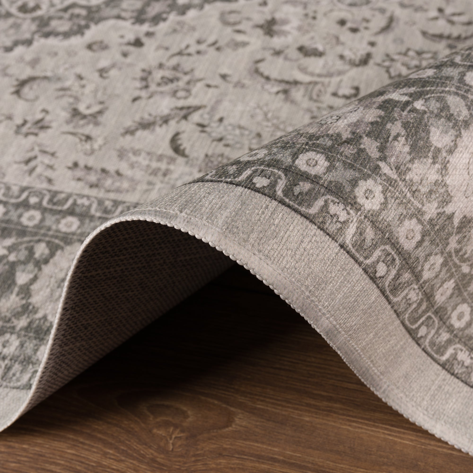 Valeria Vintage Ornamental Rug
