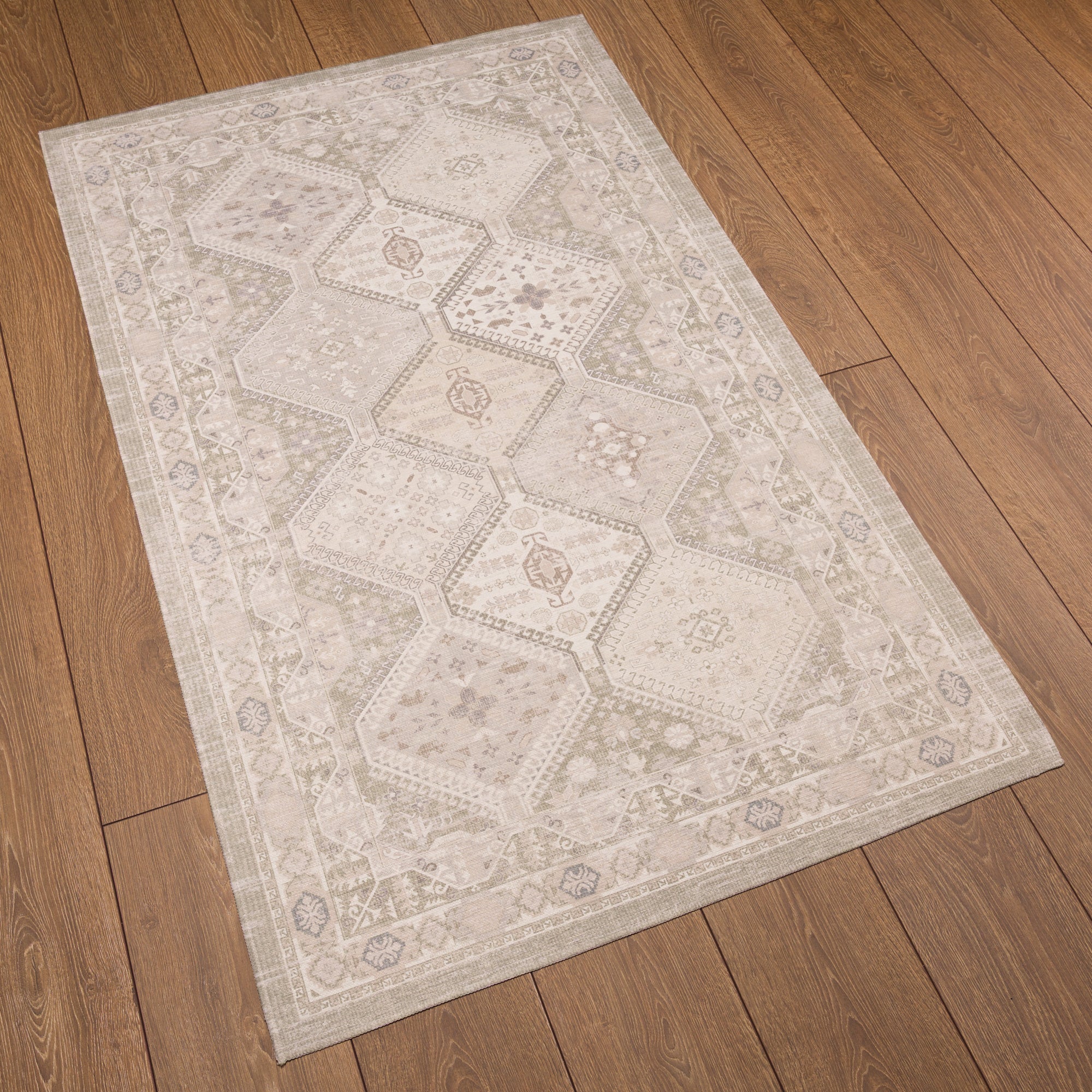 Everly Geometric Medallion Rug