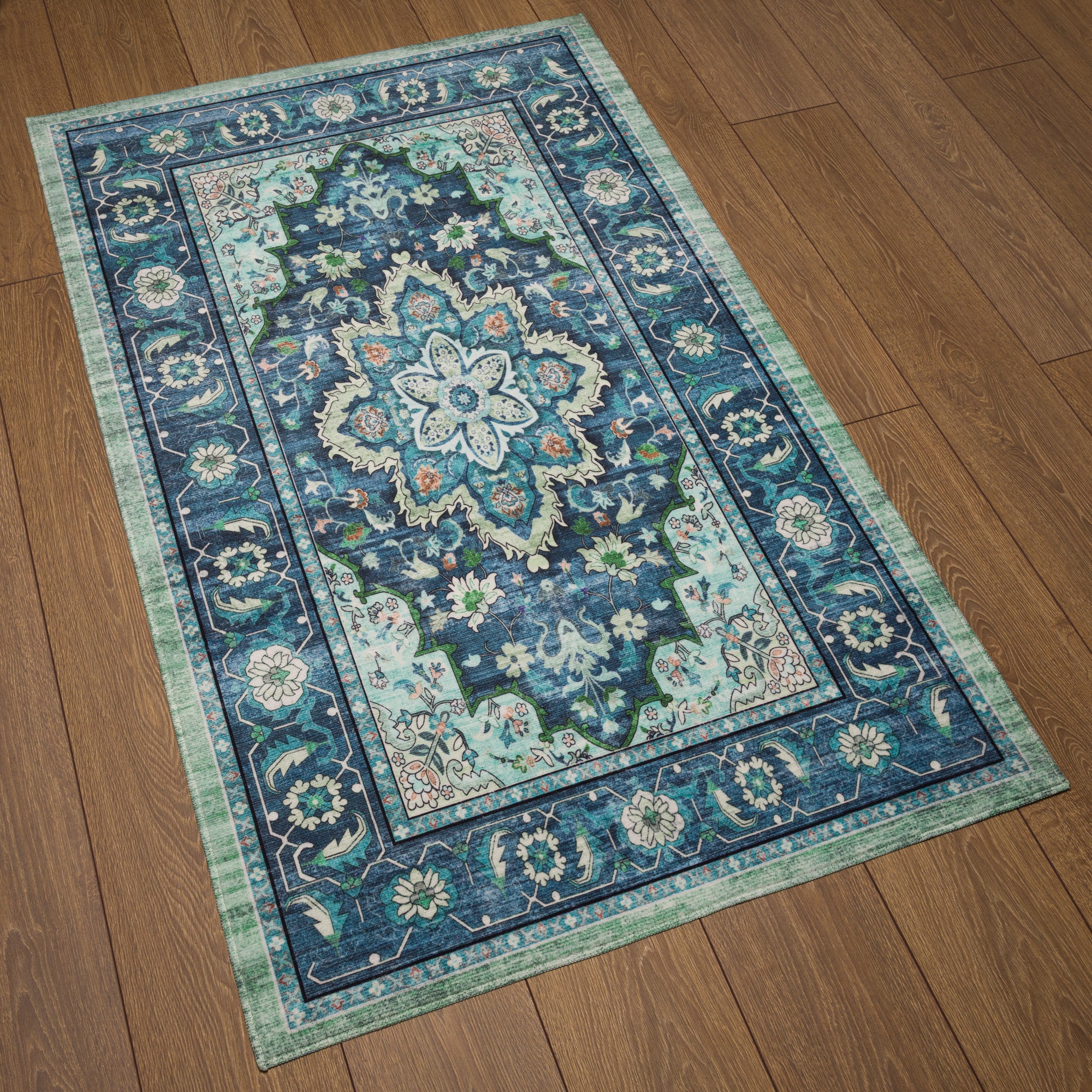 Aubrey Класически килим с медальон