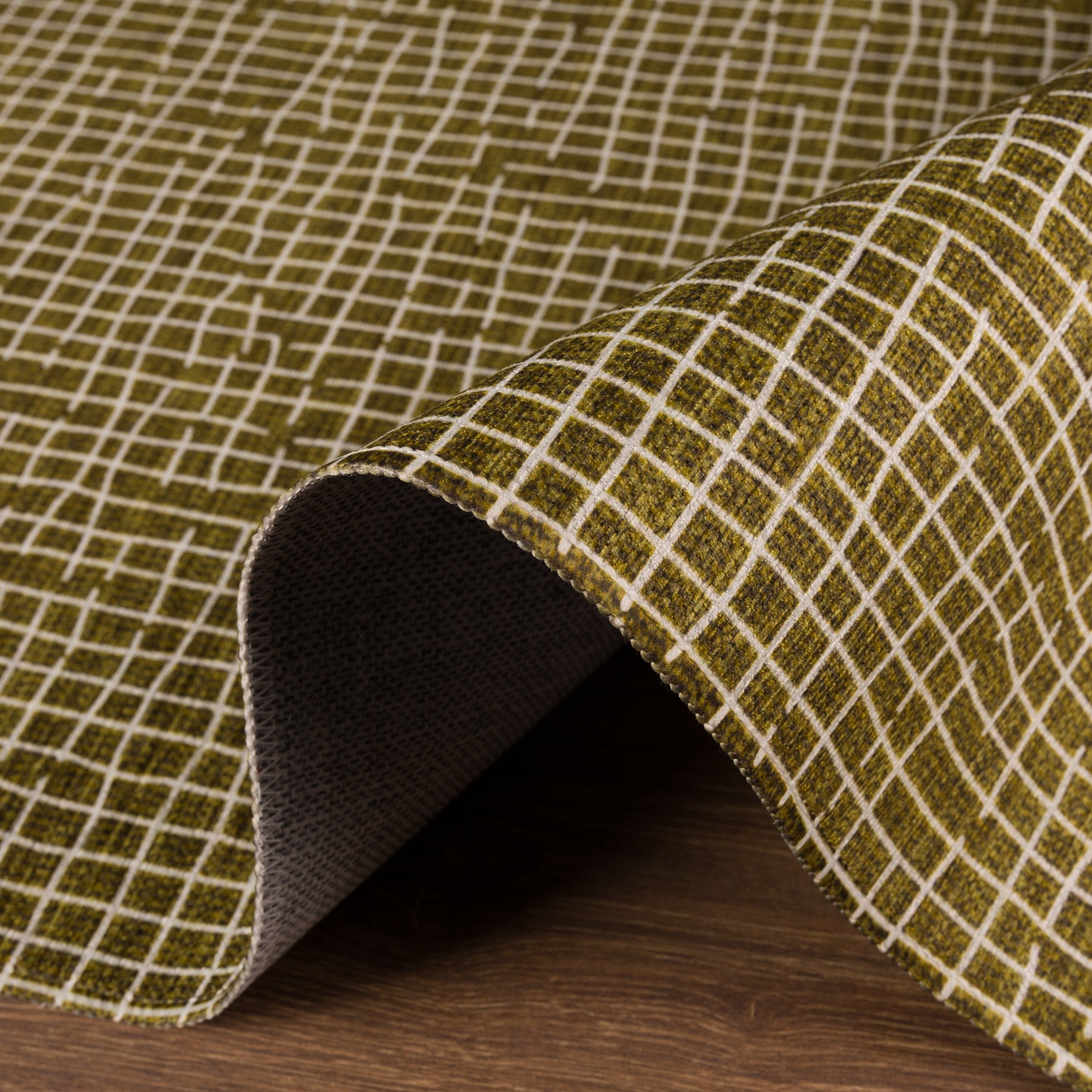 Clyde Textured Grid Pattern Rug