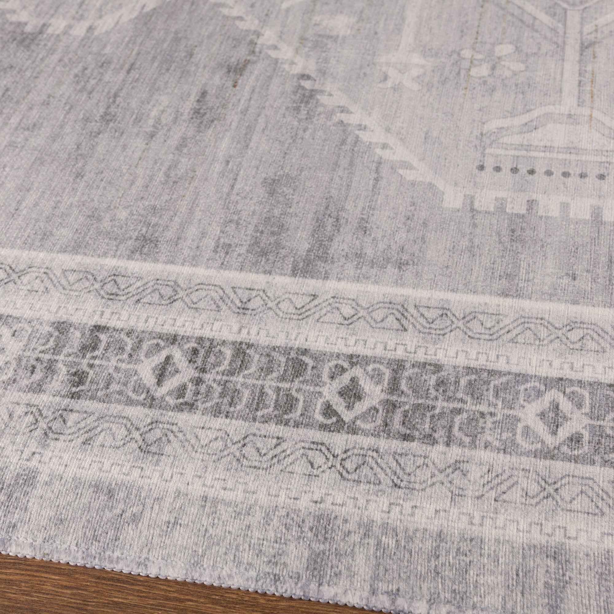 Azura Vintage Tribal Rug