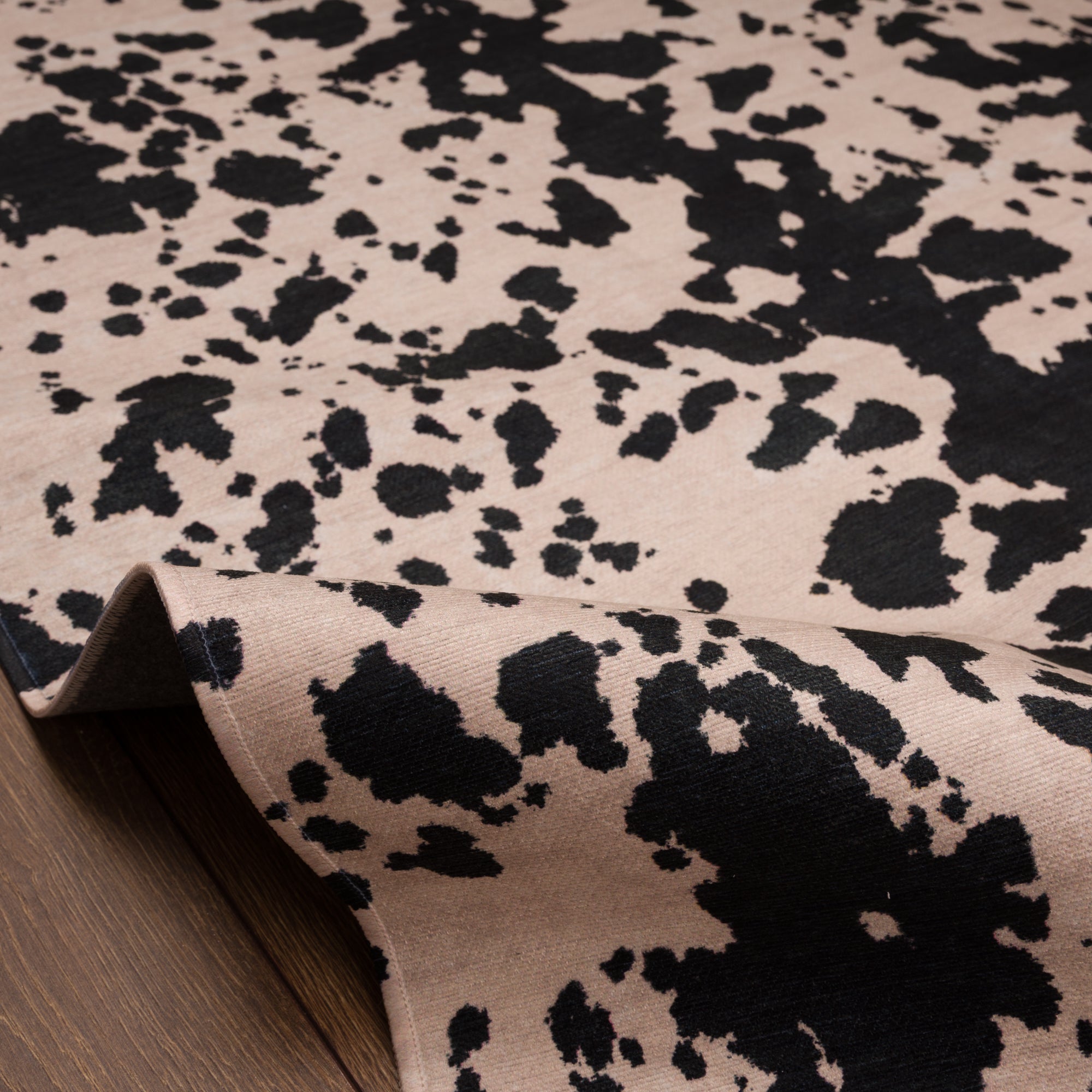 Veda Alfombra con estampado animal desgastado