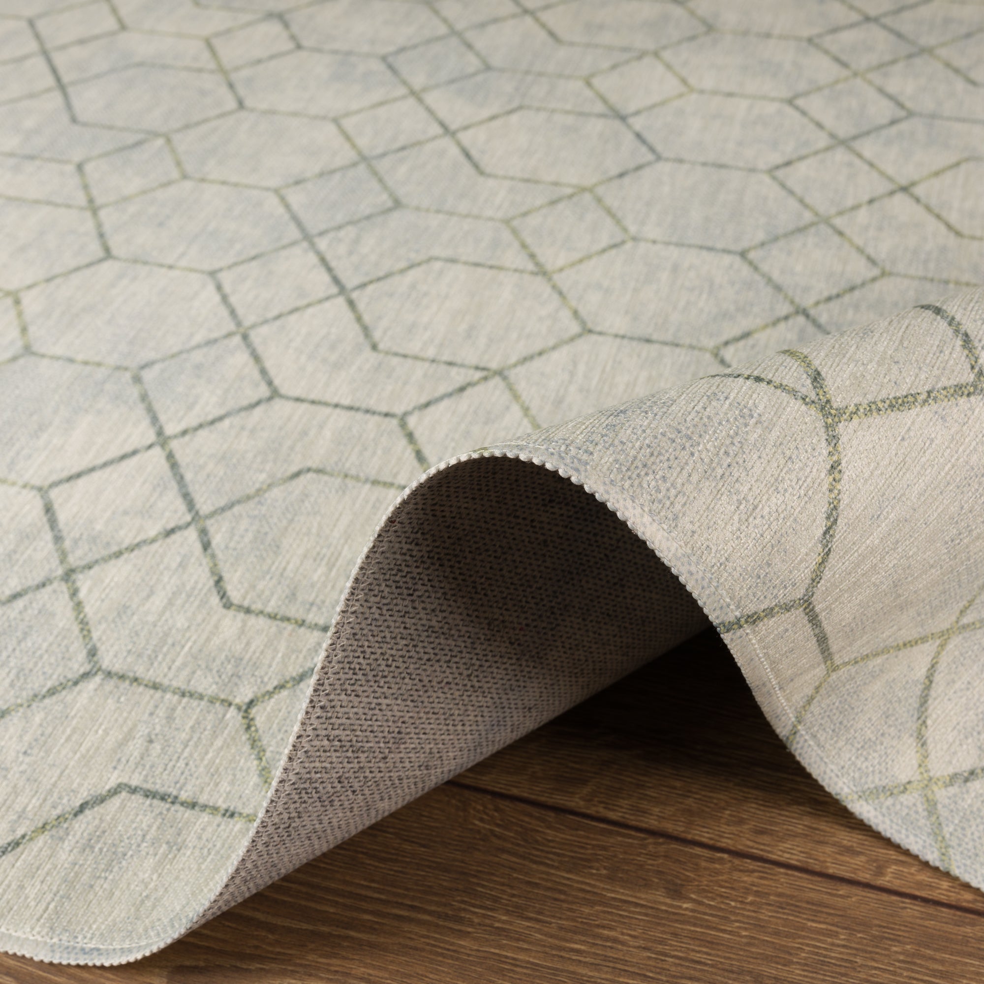 Bria Modern Hexagonal Design Rug