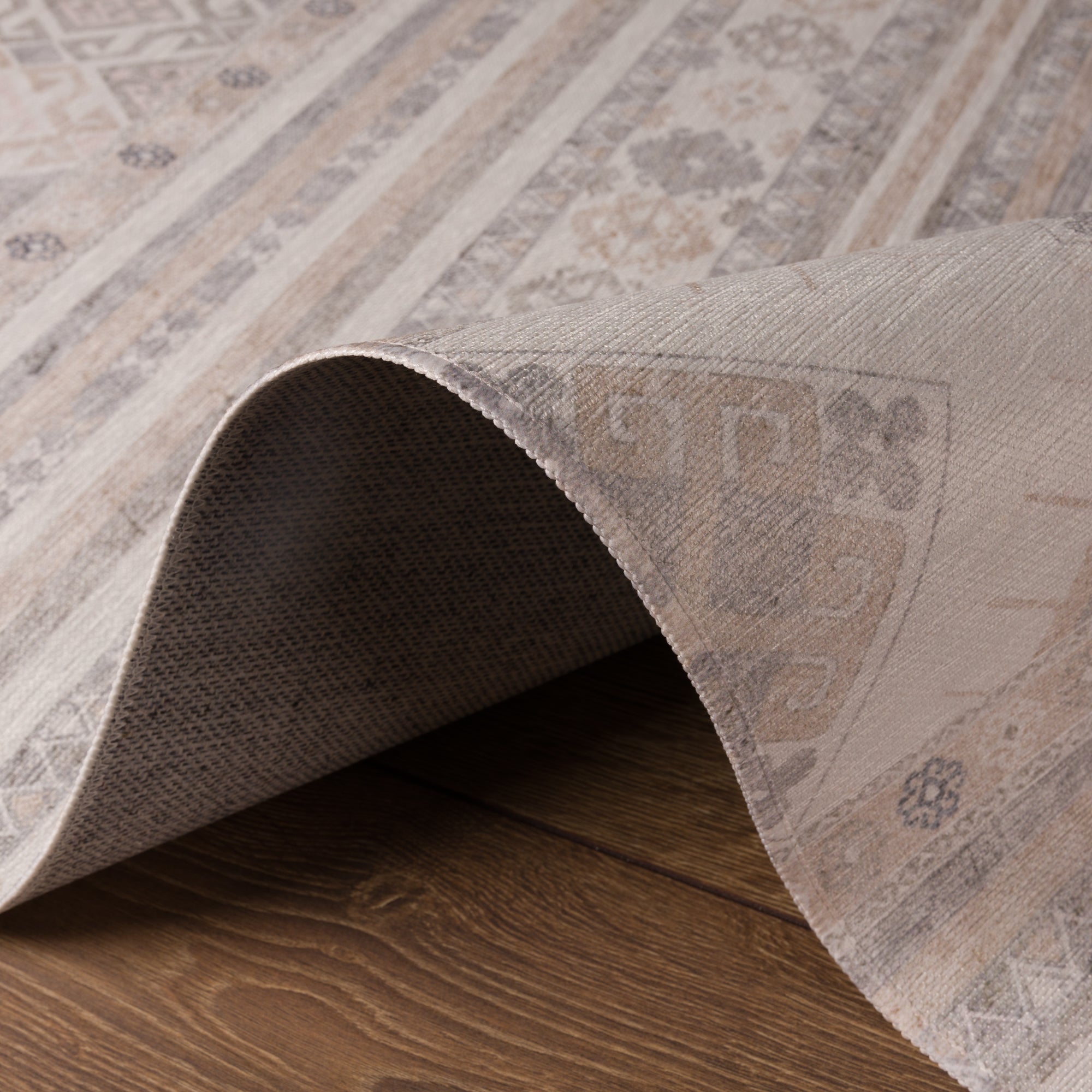 Raya Český Pruhovaný Designový Koberec