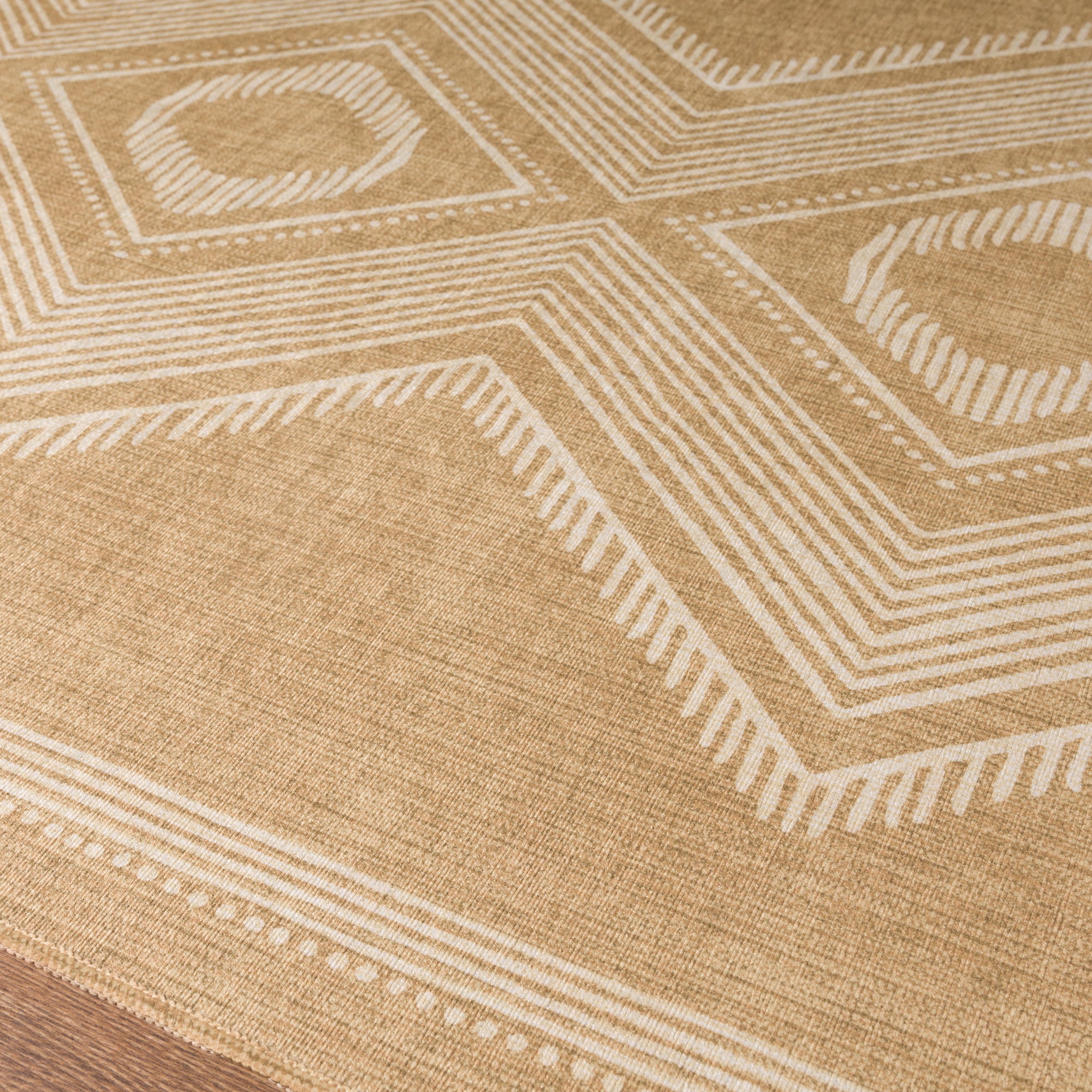 Ollie Geometric Diamond Rug
