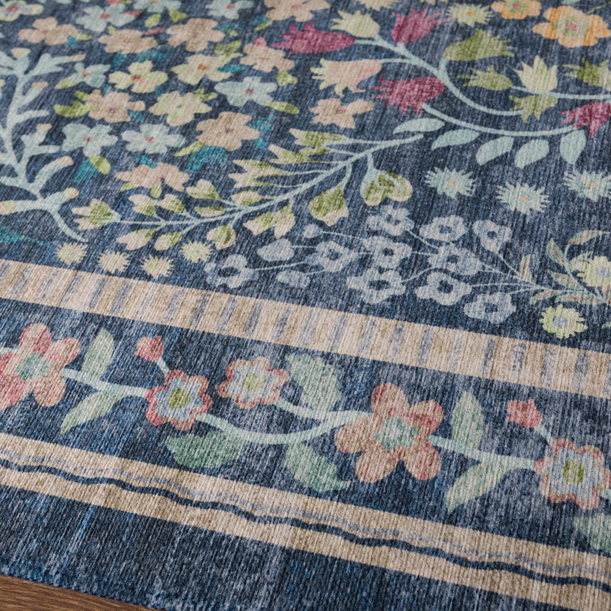 Chloe Elegant Floral Rug